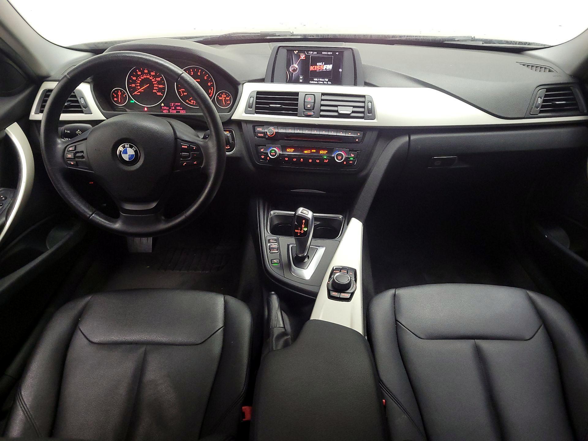 Thumbnail: 2015 BMW 3 Series - 9