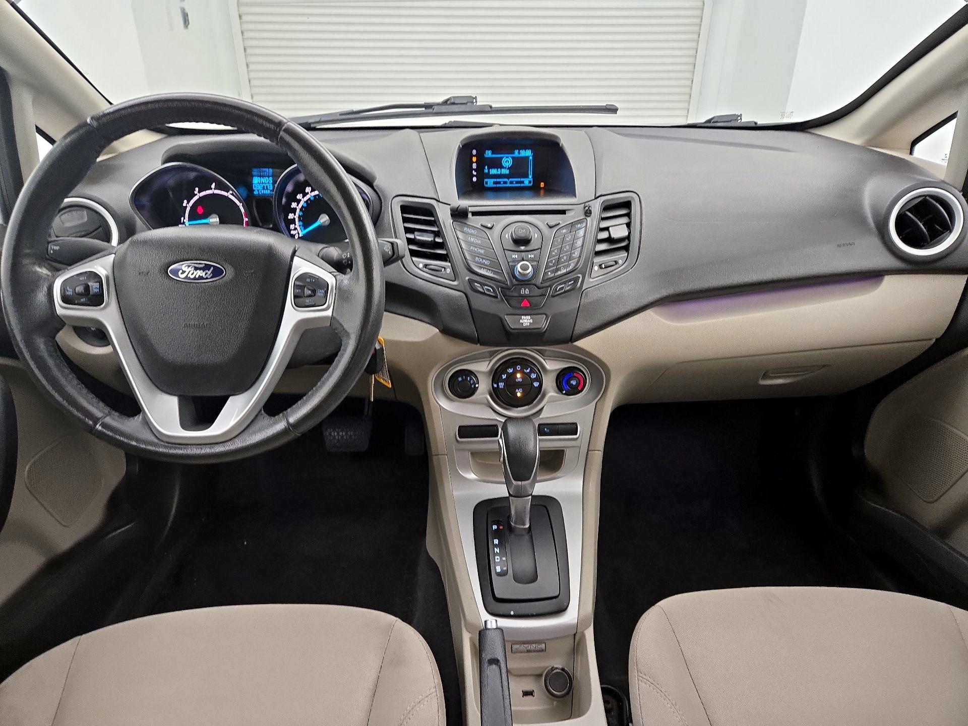 Thumbnail: 2015 Ford Fiesta - 9