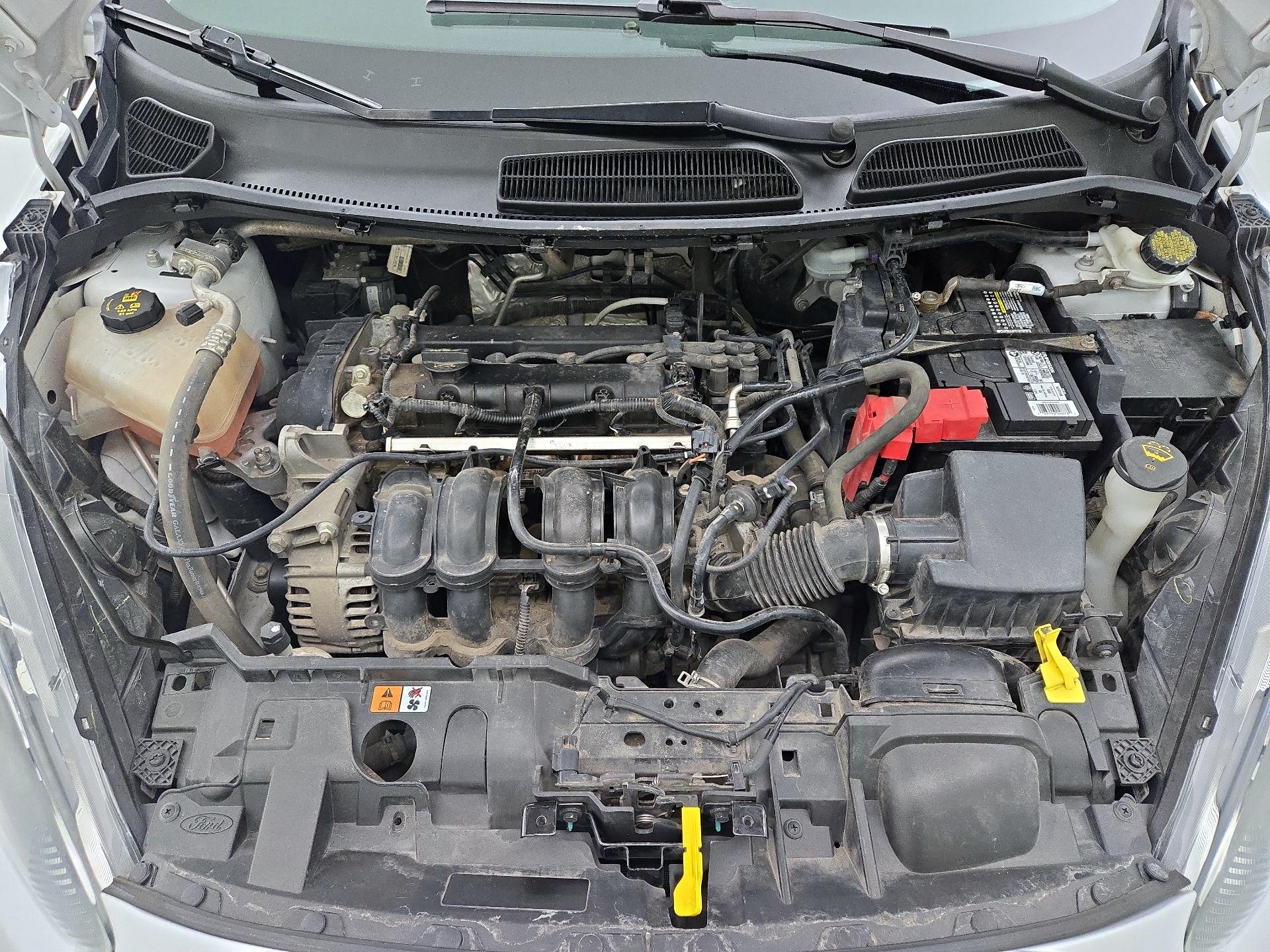 Thumbnail: 2015 Ford Fiesta - 20