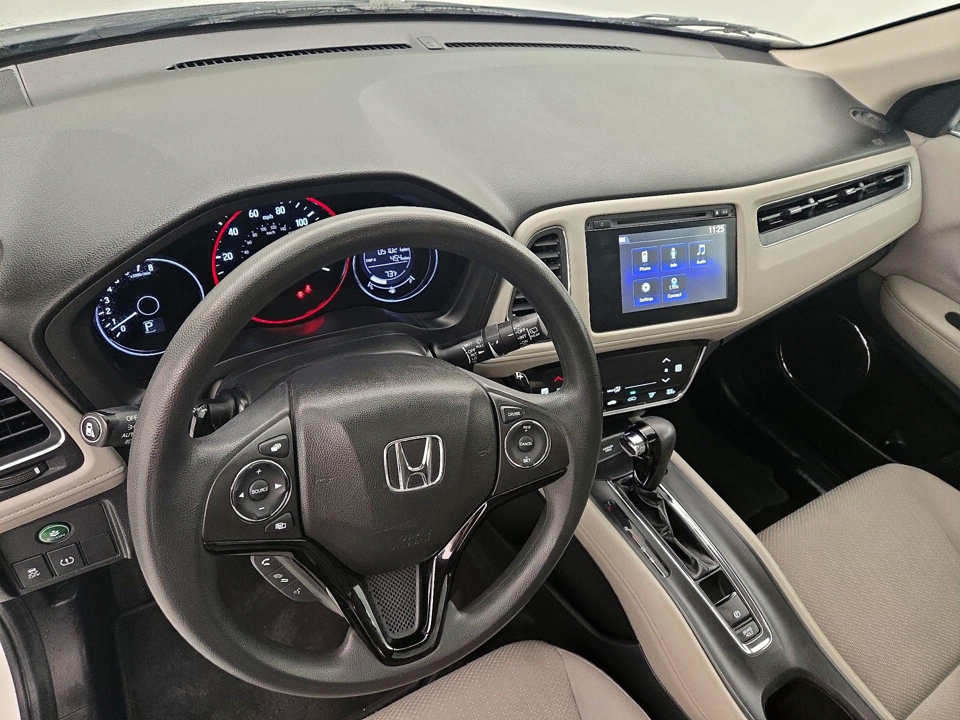 Thumbnail: 2017 Honda HR-V - 9