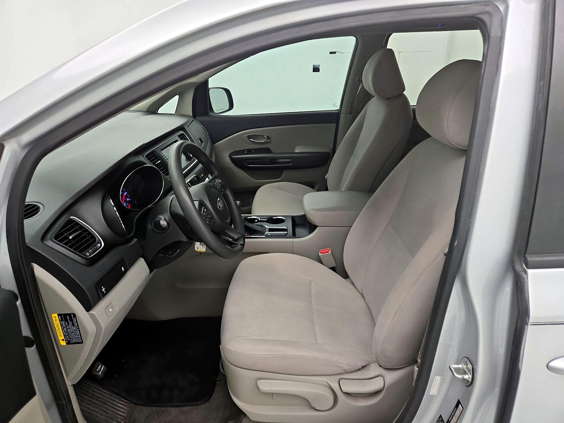 Thumbnail: 2019 Kia Sedona - 11