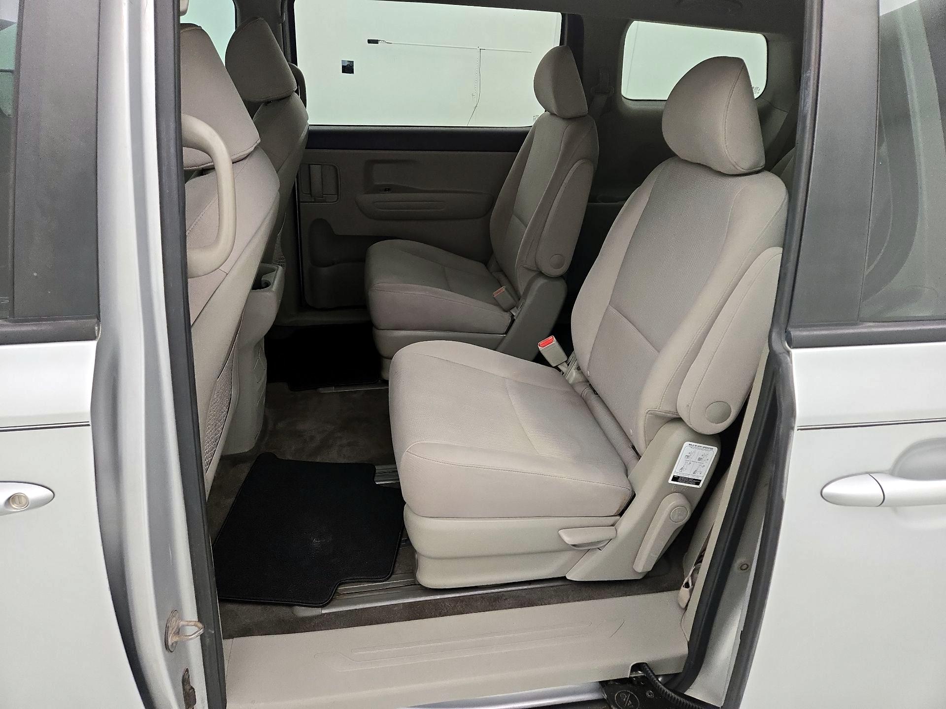 Thumbnail: 2019 Kia Sedona - 19
