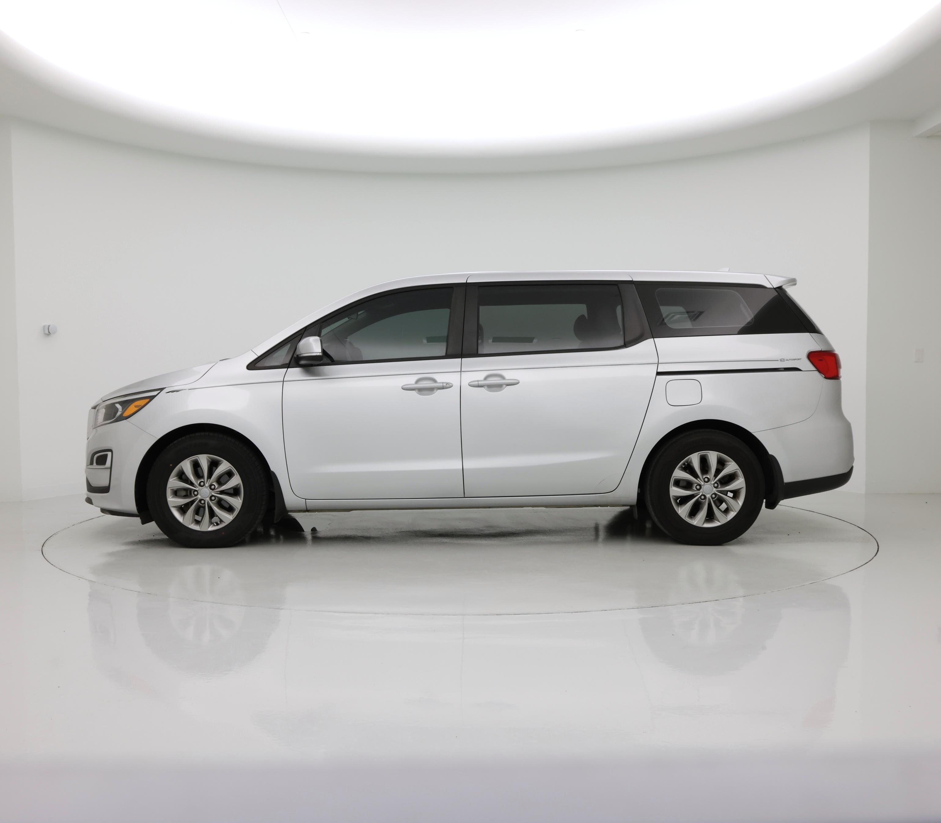 Thumbnail: 2019 Kia Sedona - 3