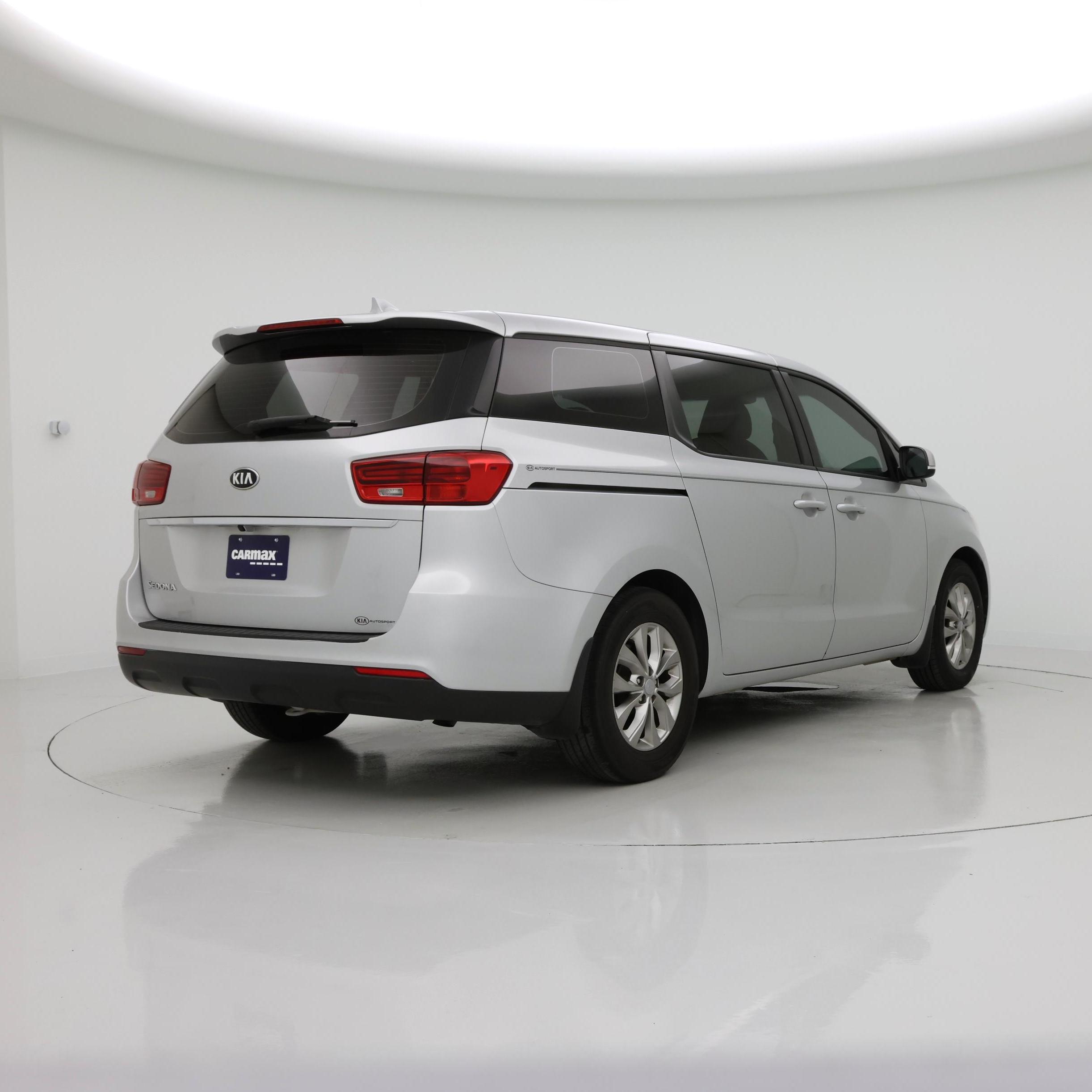 Thumbnail: 2019 Kia Sedona - 8