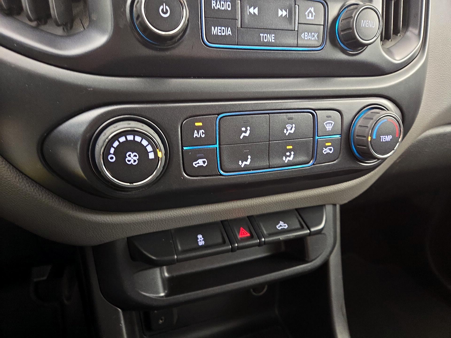 Thumbnail: 2016 Chevrolet Colorado - 16