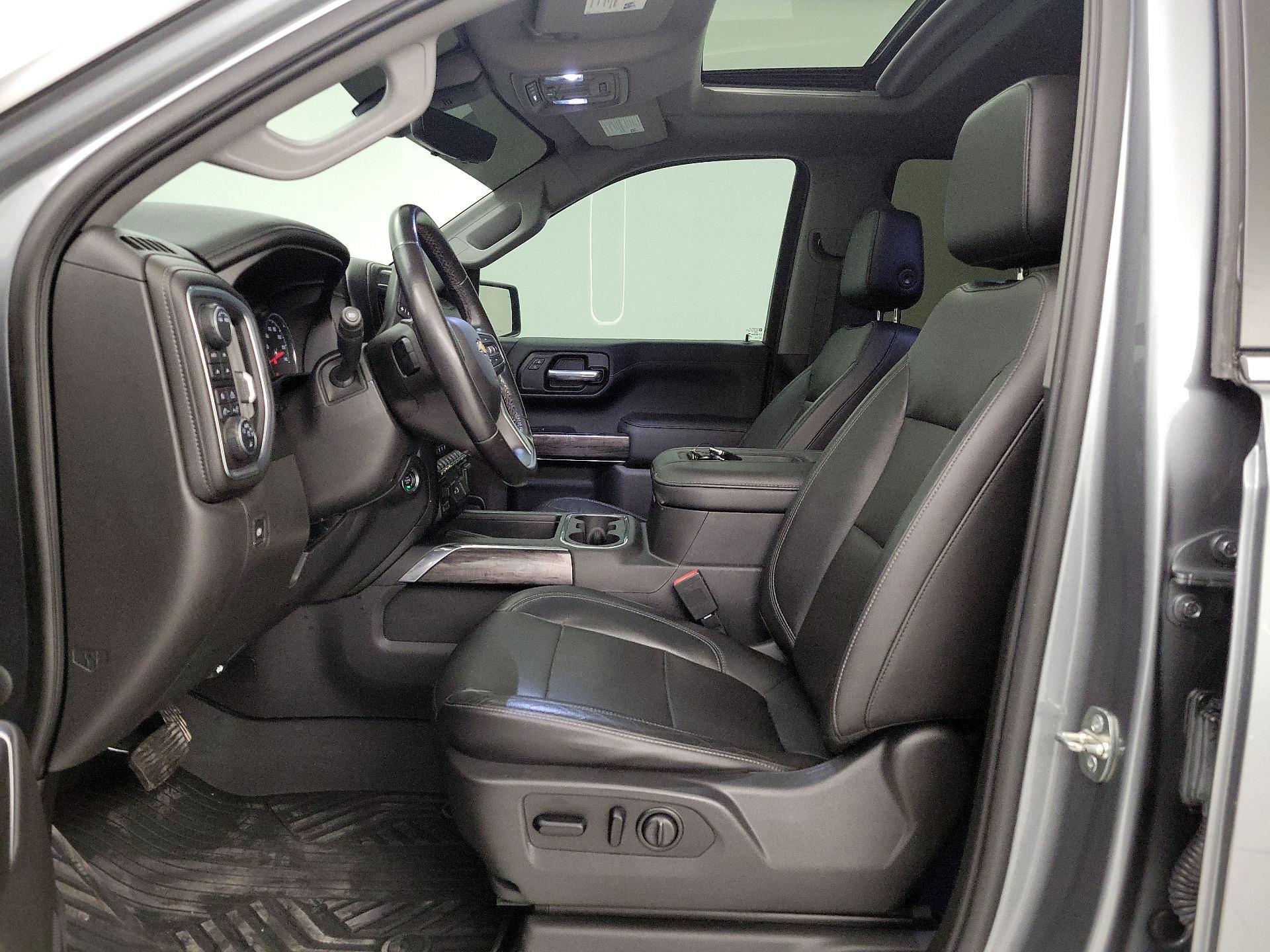 Thumbnail: 2020 Chevrolet Silverado 1500 - 11