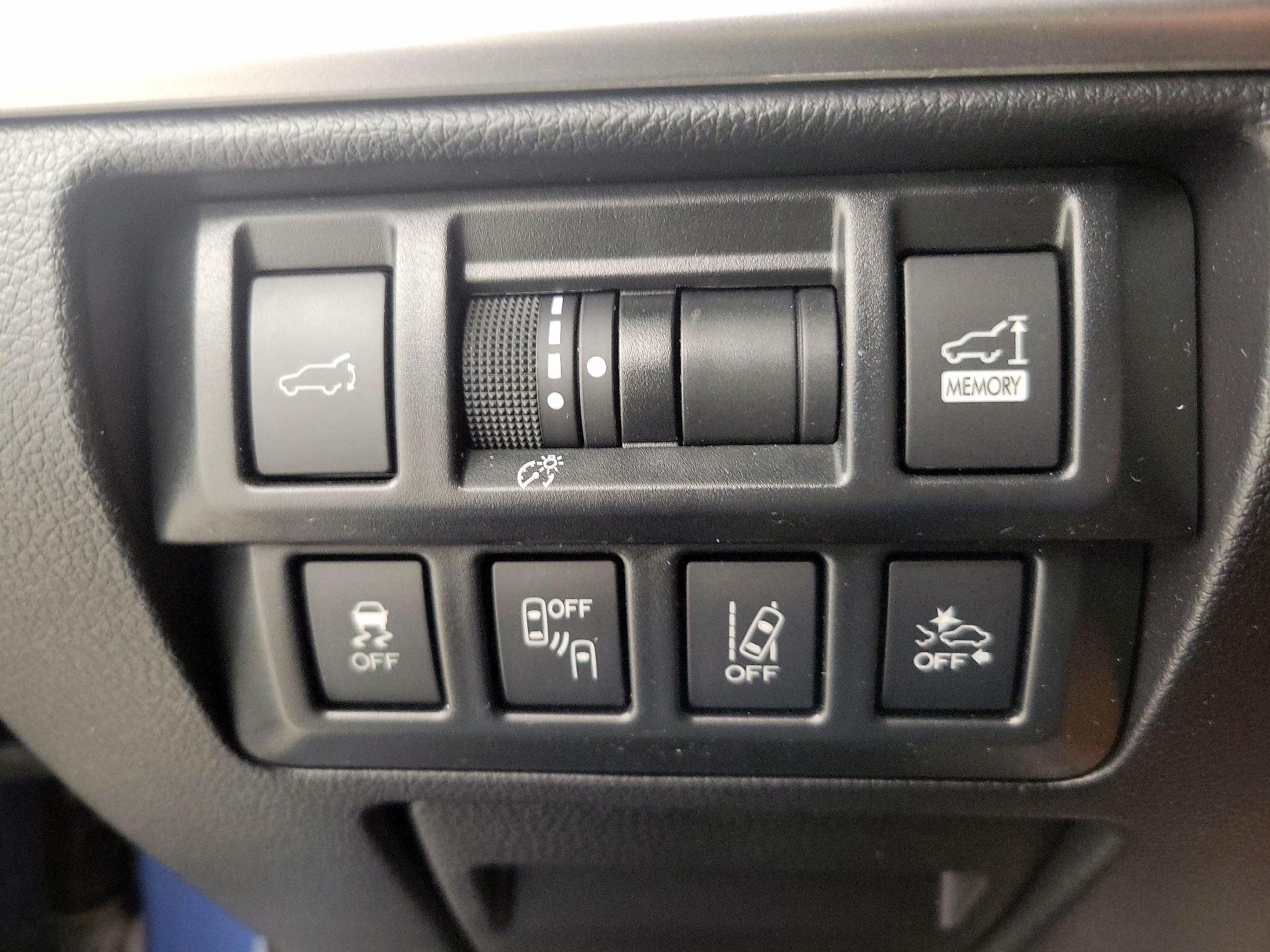 Thumbnail: 2019 Subaru Outback - 13