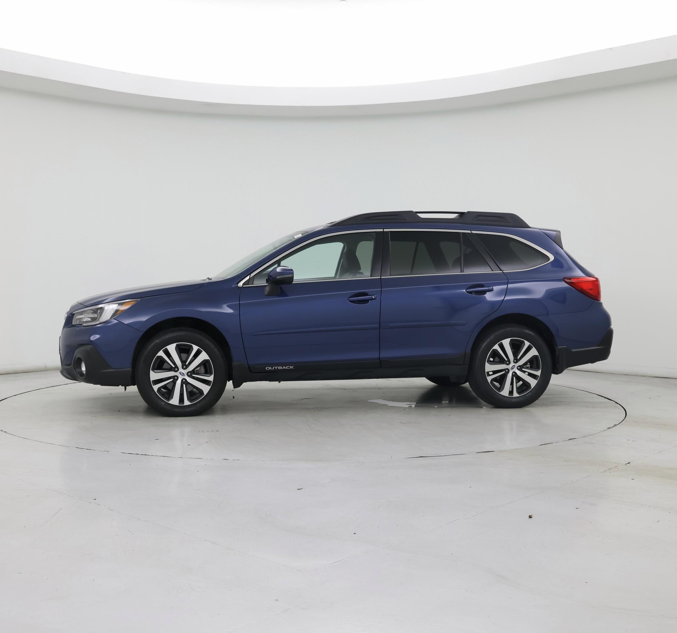 Thumbnail: 2019 Subaru Outback - 3
