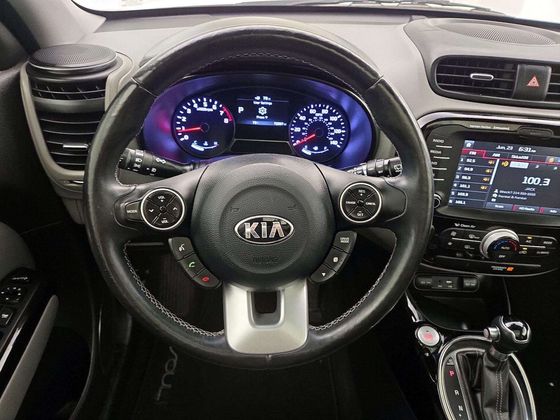 Thumbnail: 2017 Kia Soul - 10