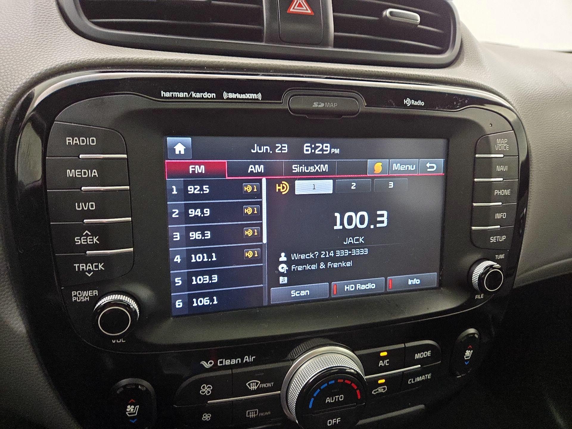 Thumbnail: 2017 Kia Soul - 15