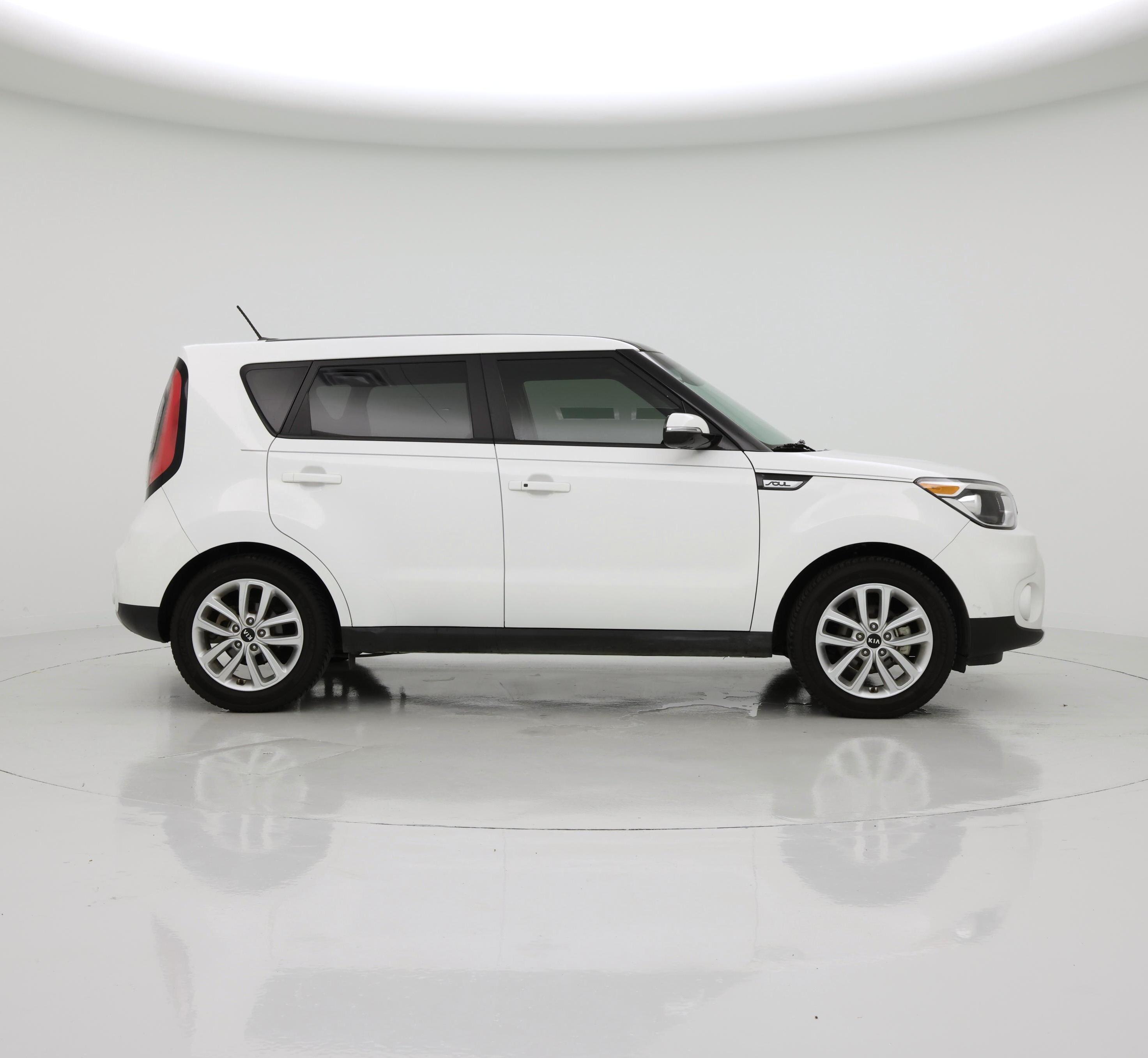 Thumbnail: 2017 Kia Soul - 7