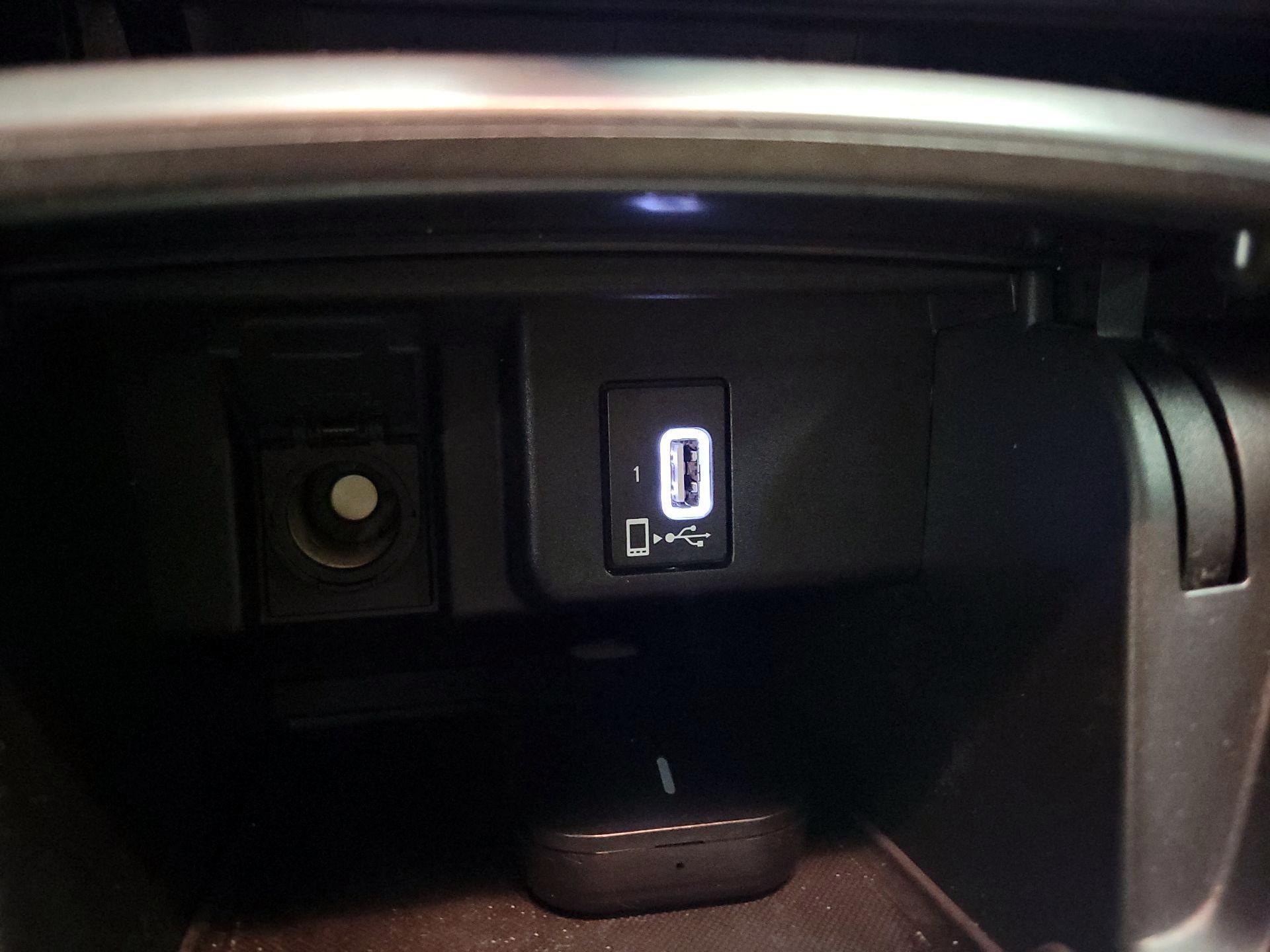 Thumbnail: 2018 Honda Accord - 17