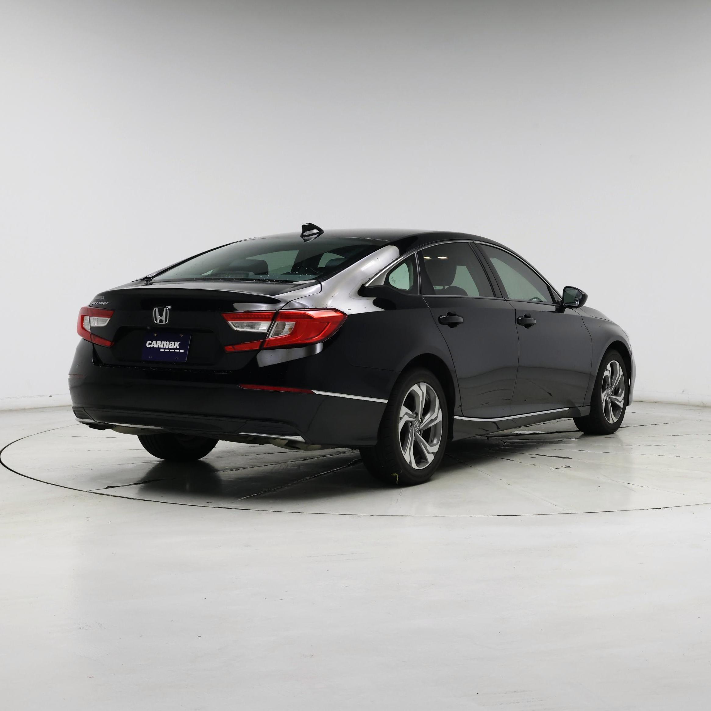 Thumbnail: 2018 Honda Accord - 8