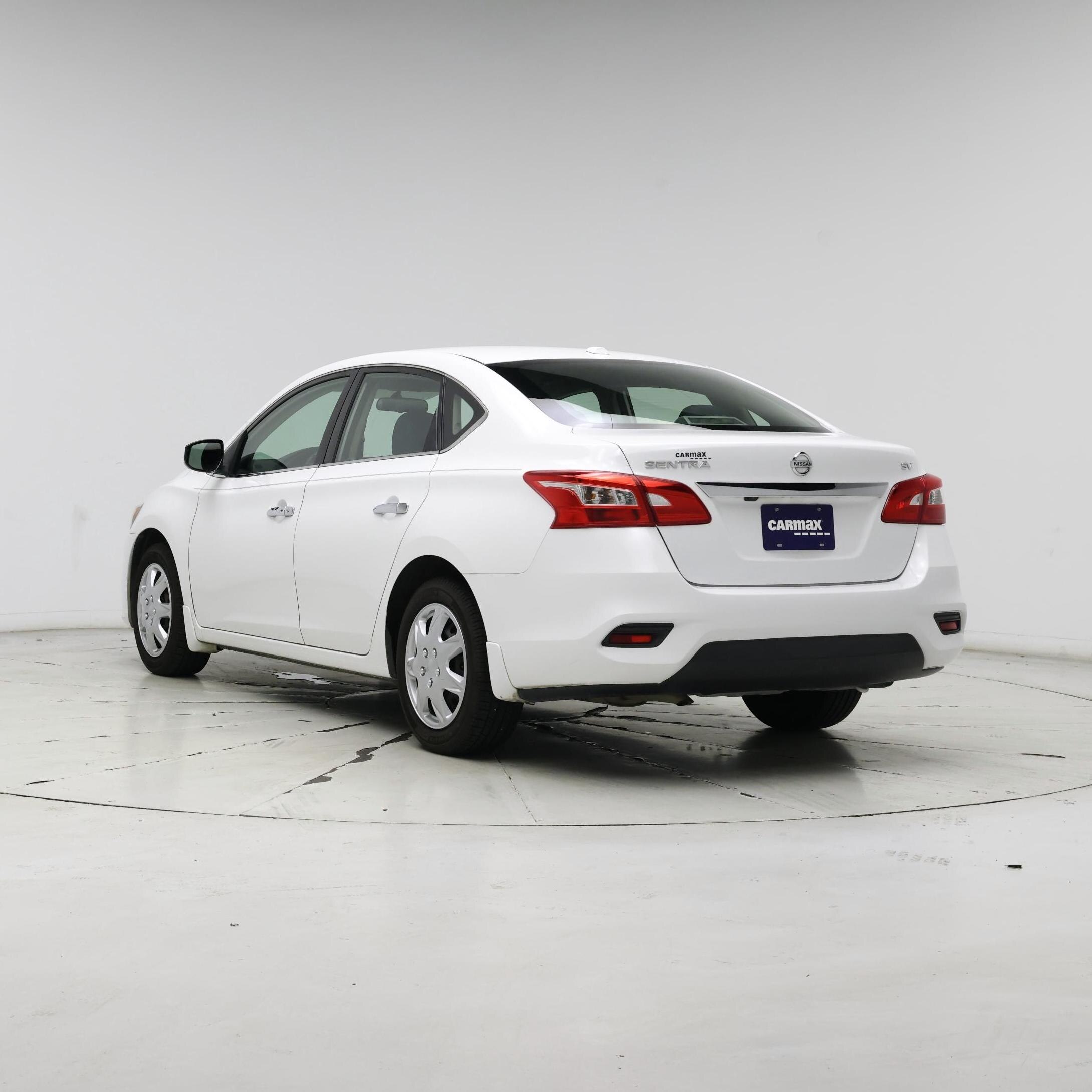 Thumbnail: 2017 Nissan Sentra - 2