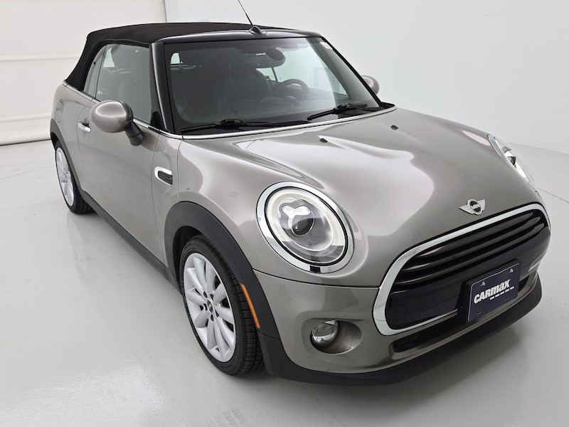 2018 MINI Cooper  -
                  San Antonio, TX