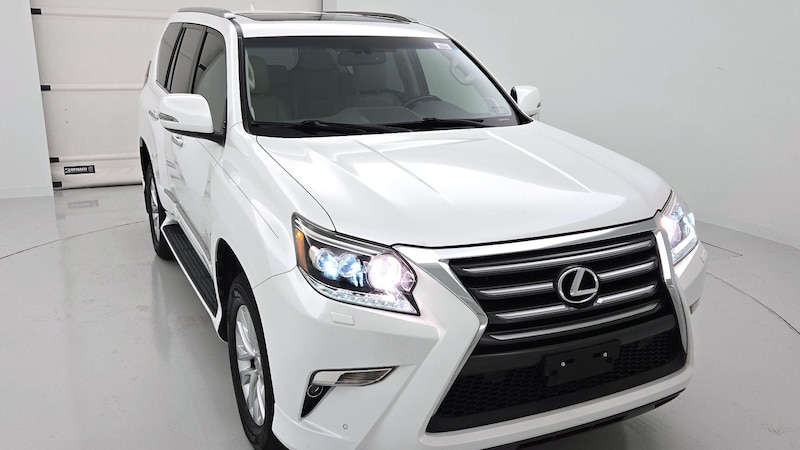 2014 Lexus GX 460 Hero Image