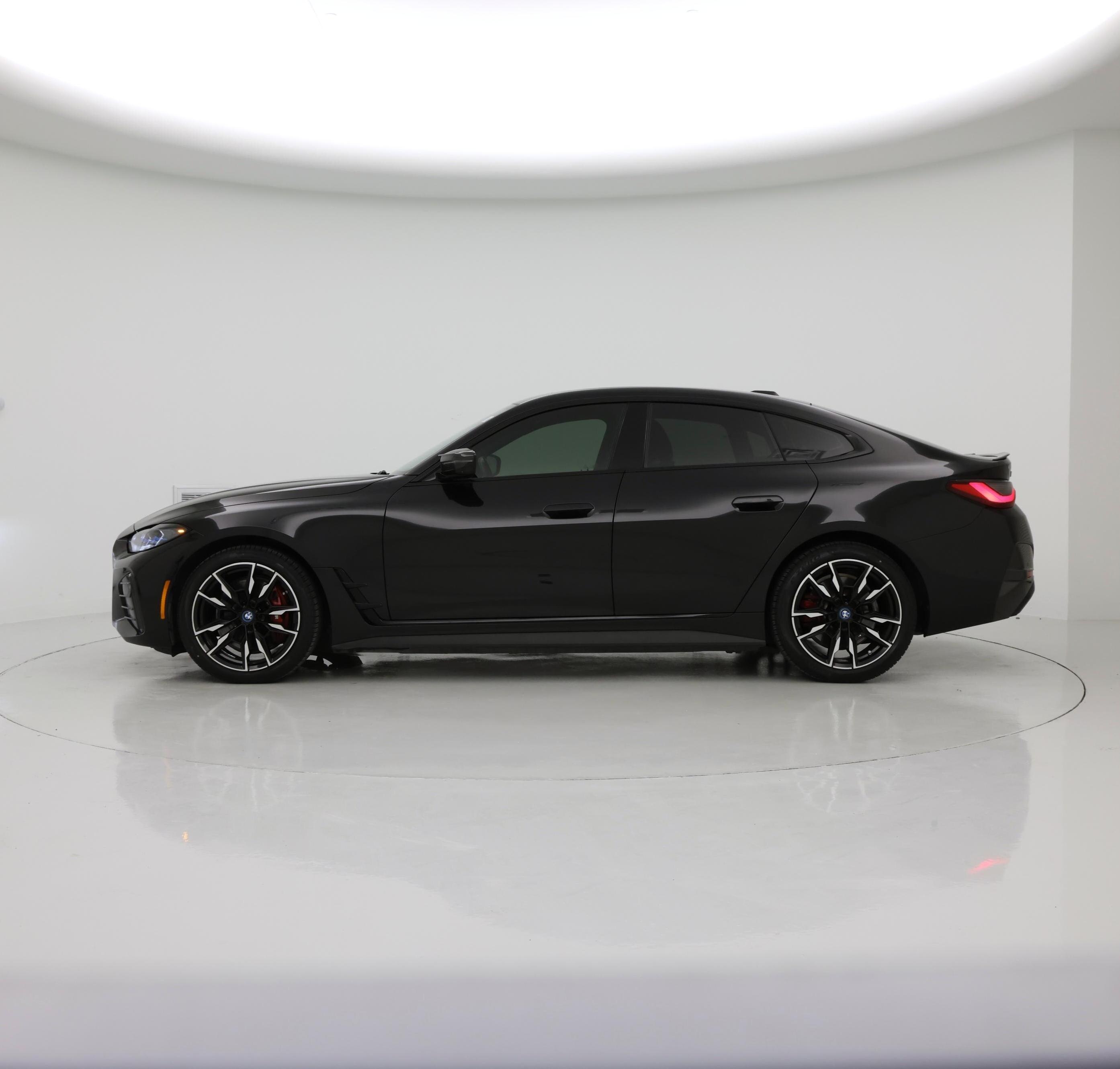 Thumbnail: 2023 BMW i4 - 3