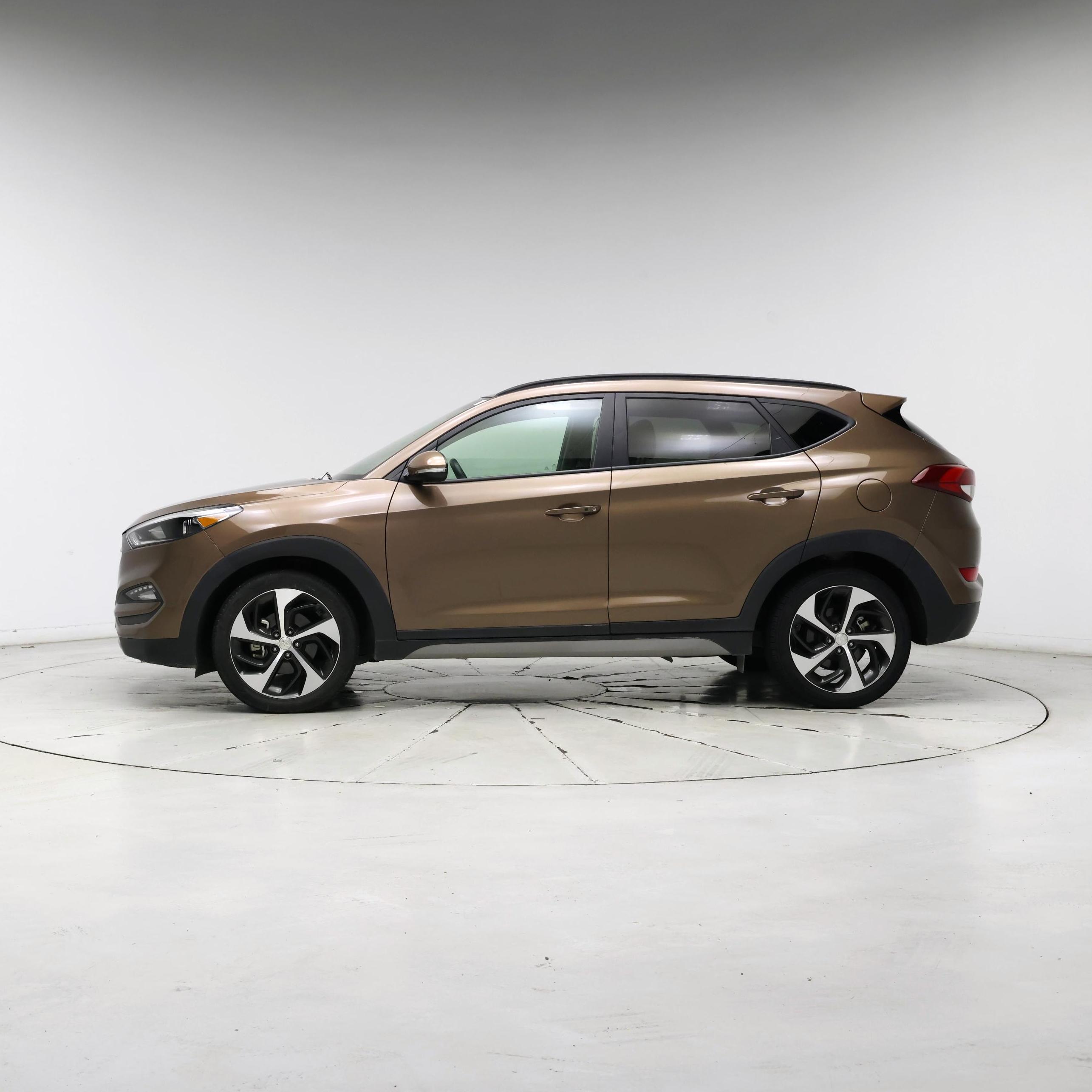 Thumbnail: 2017 Hyundai Tucson - 3