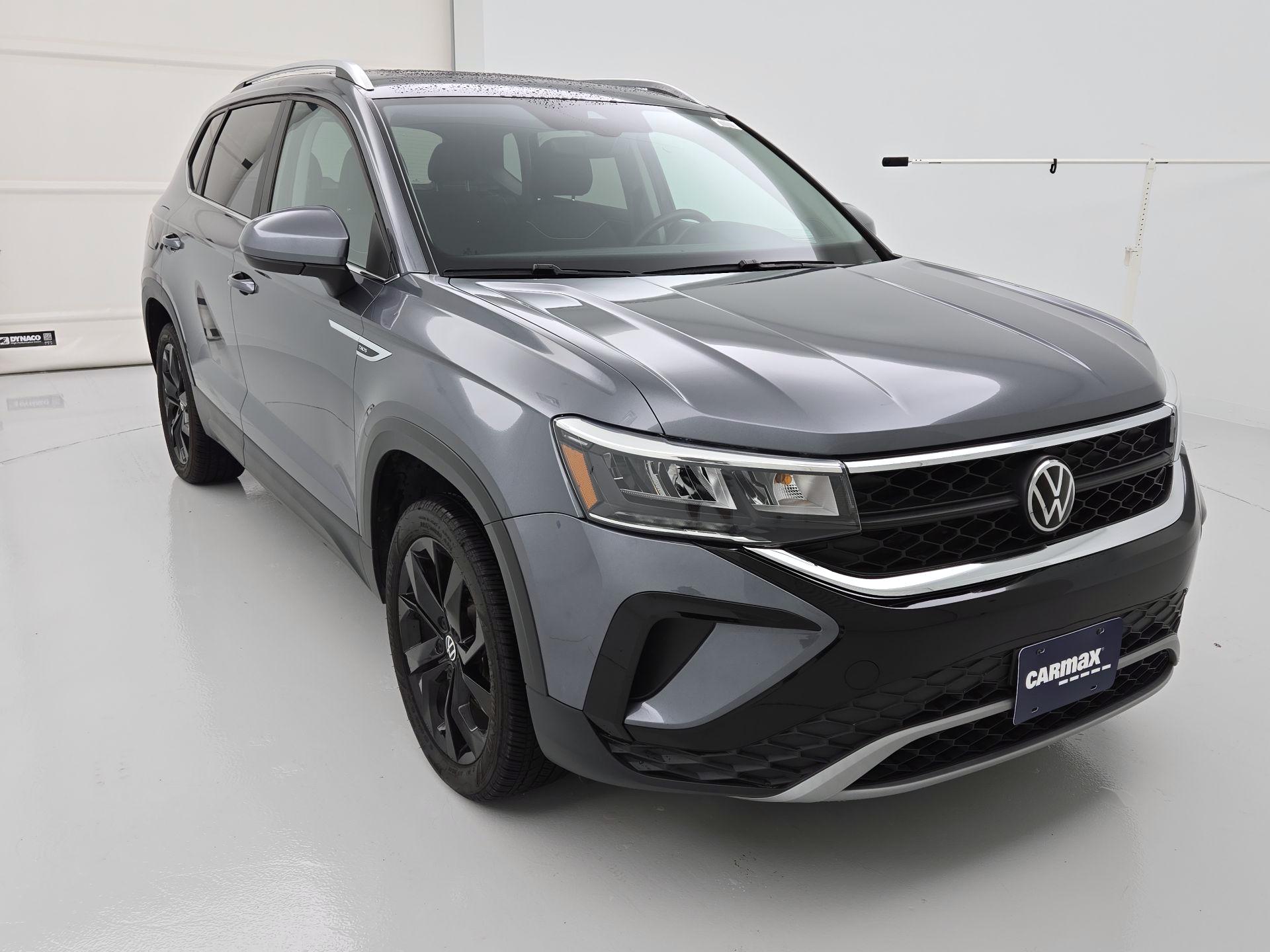 Thumbnail: 2023 Volkswagen Taos - 1