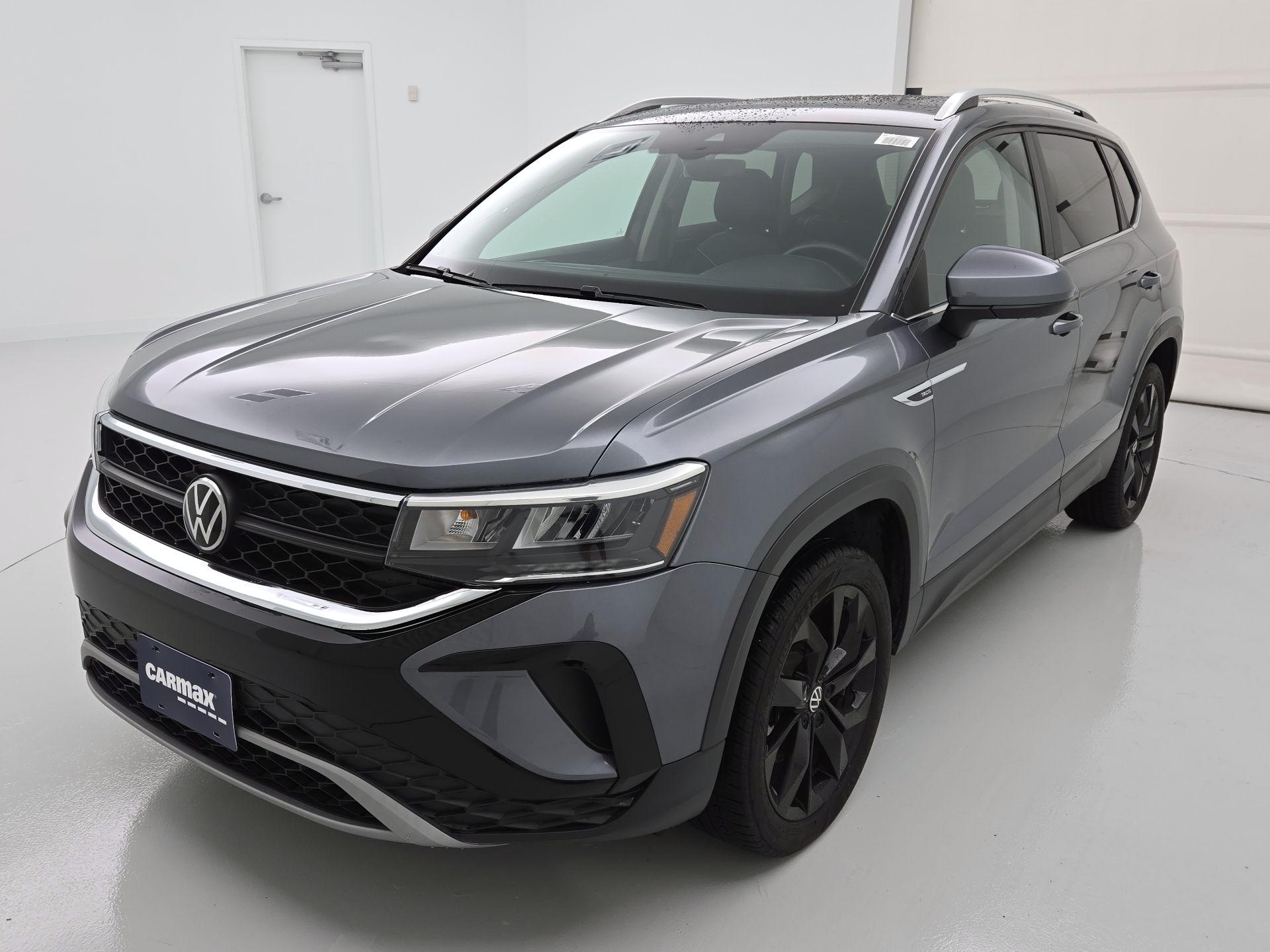 Thumbnail: 2023 Volkswagen Taos - 3