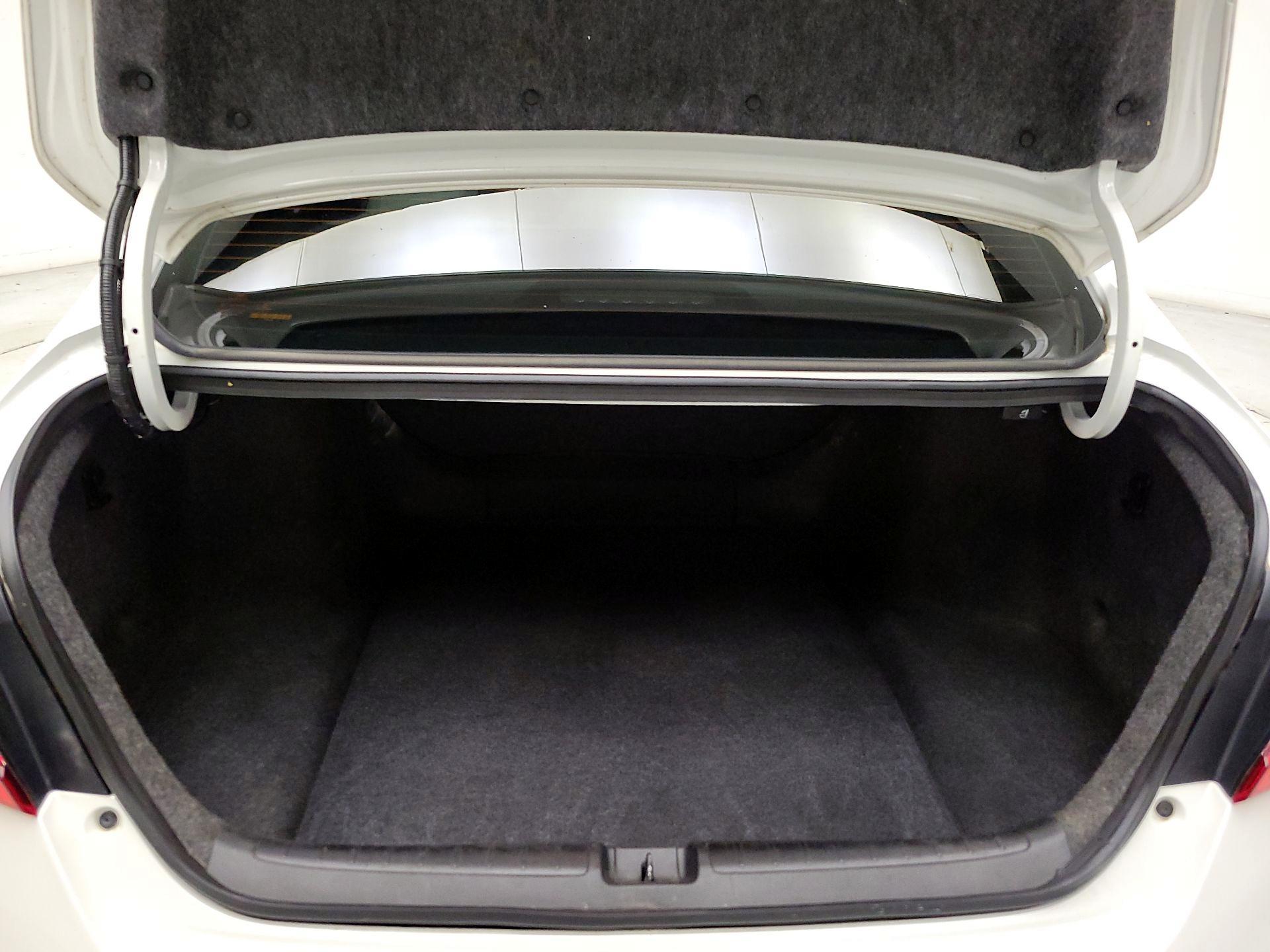 Thumbnail: 2019 Honda Accord - 20