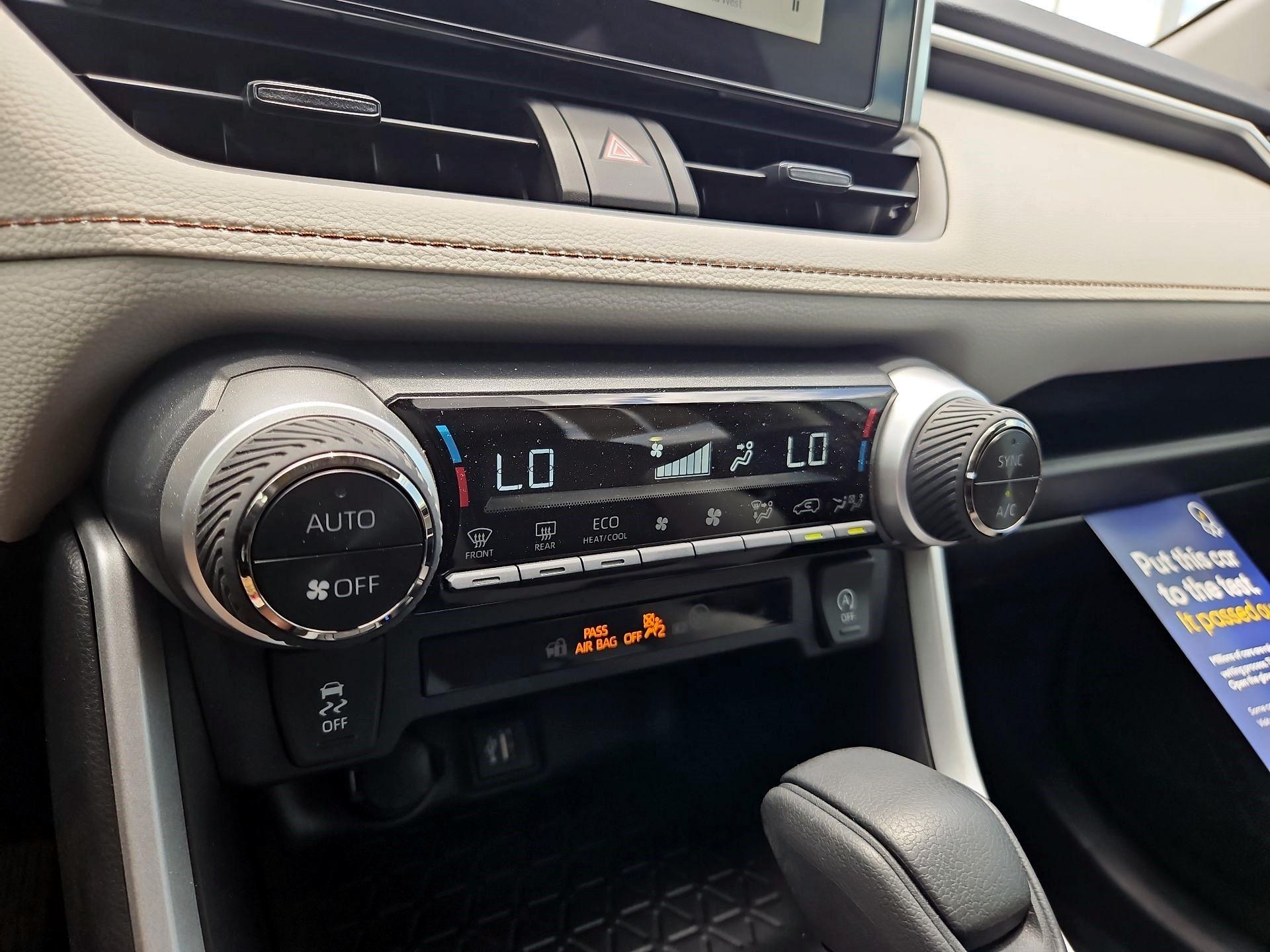 Thumbnail: 2023 Toyota RAV4 - 14