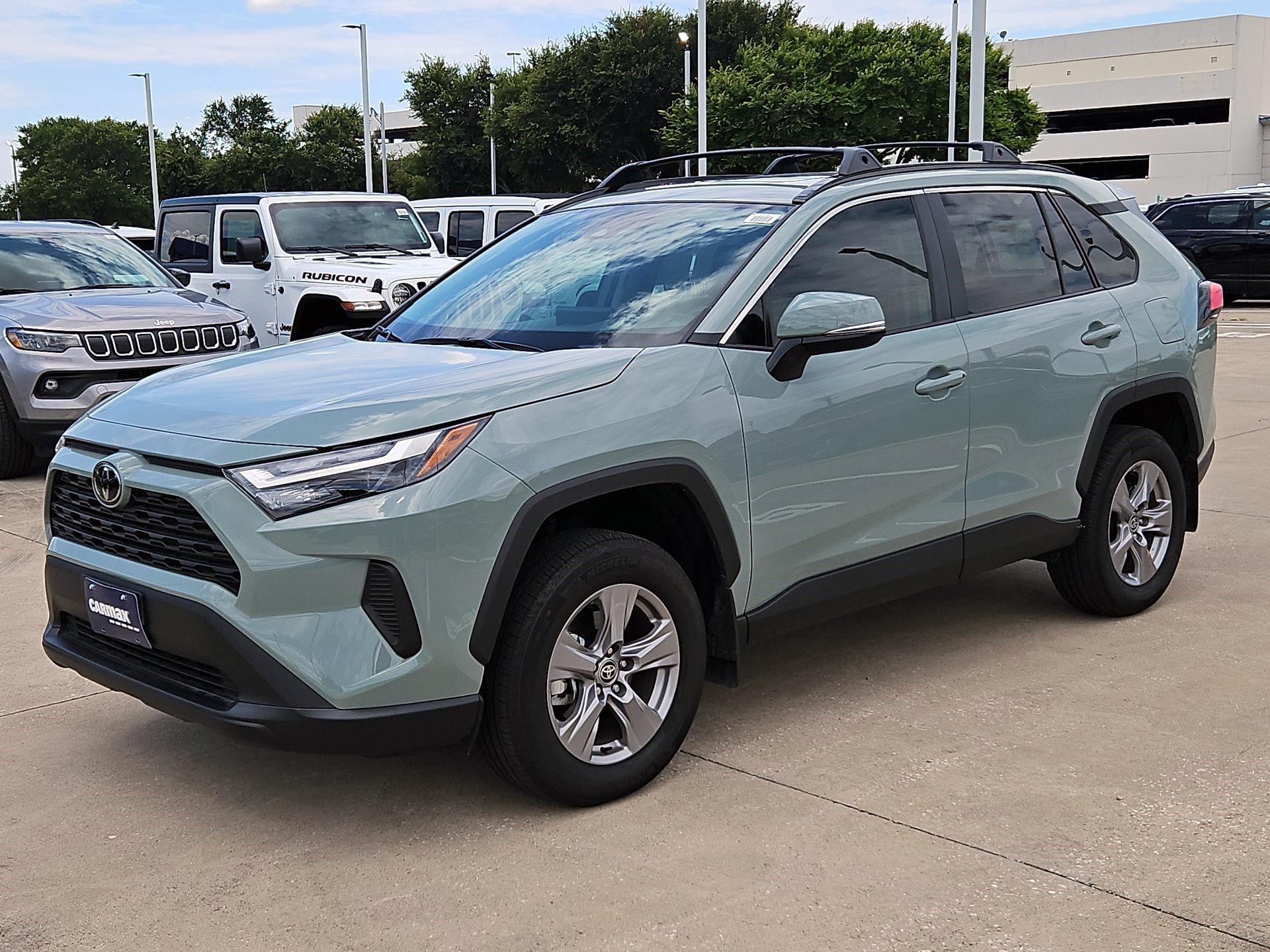 Thumbnail: 2023 Toyota RAV4 - 3