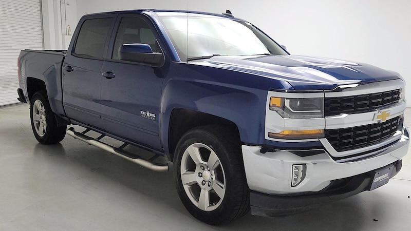 2017 Chevrolet Silverado 1500 LT Hero Image