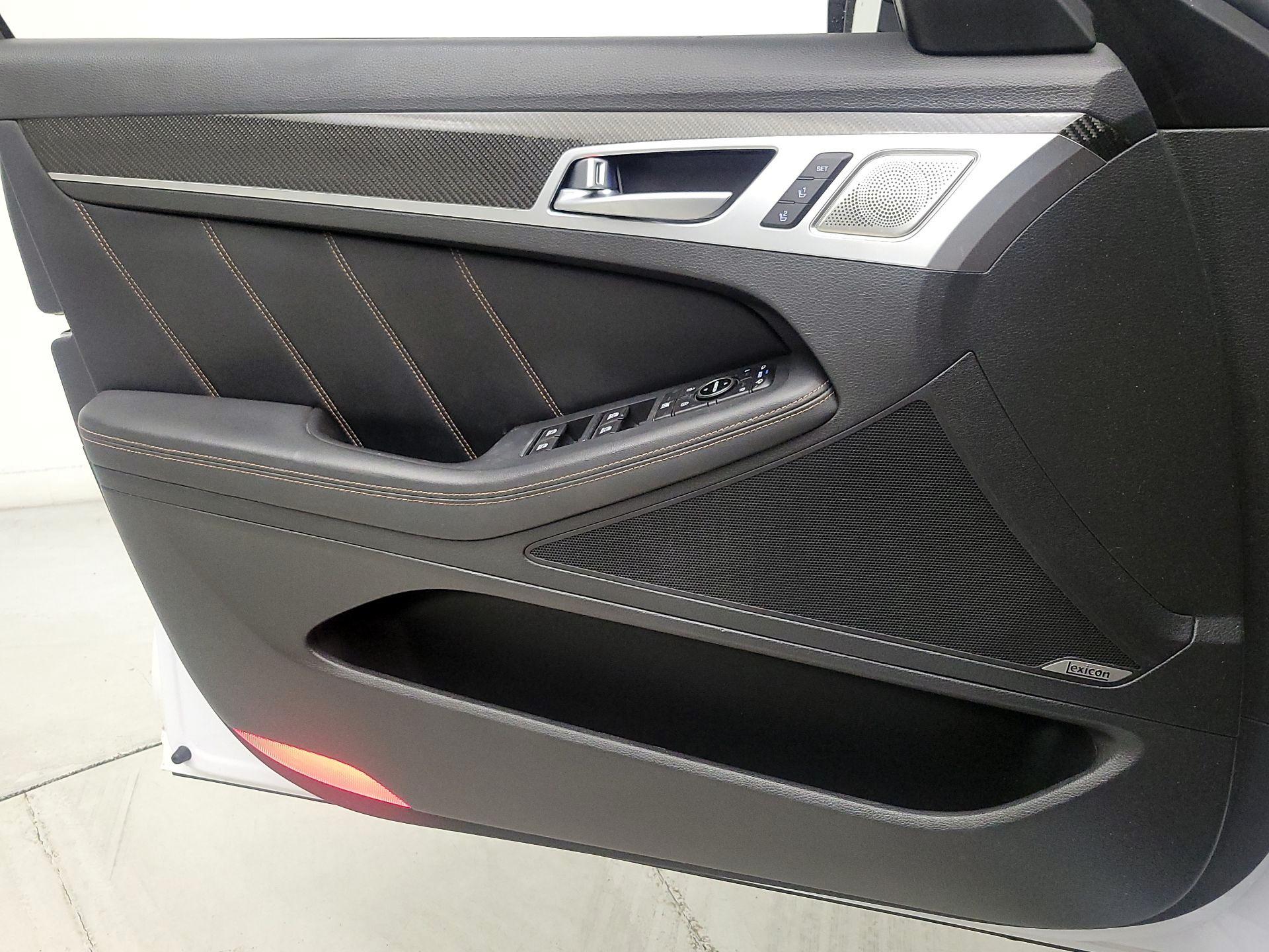 Thumbnail: 2019 Genesis G80 - 12
