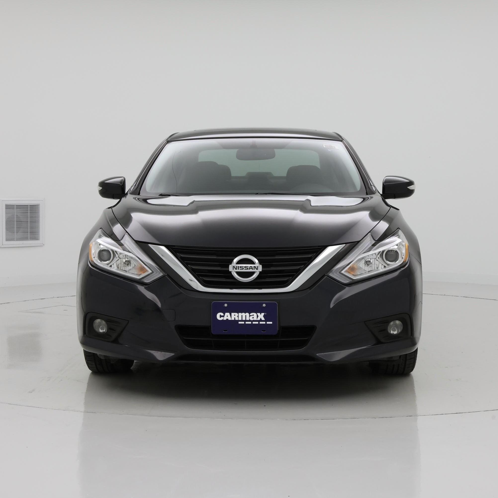 Thumbnail: 2016 Nissan Altima - 5