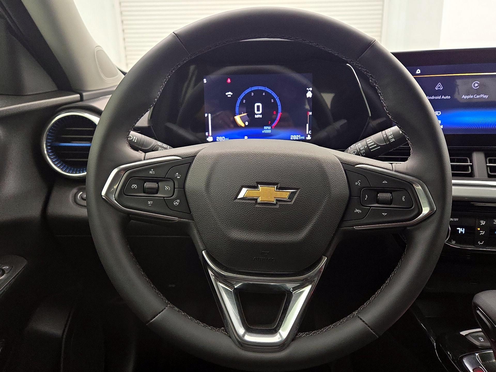 Thumbnail: 2025 Chevrolet Trax - 10