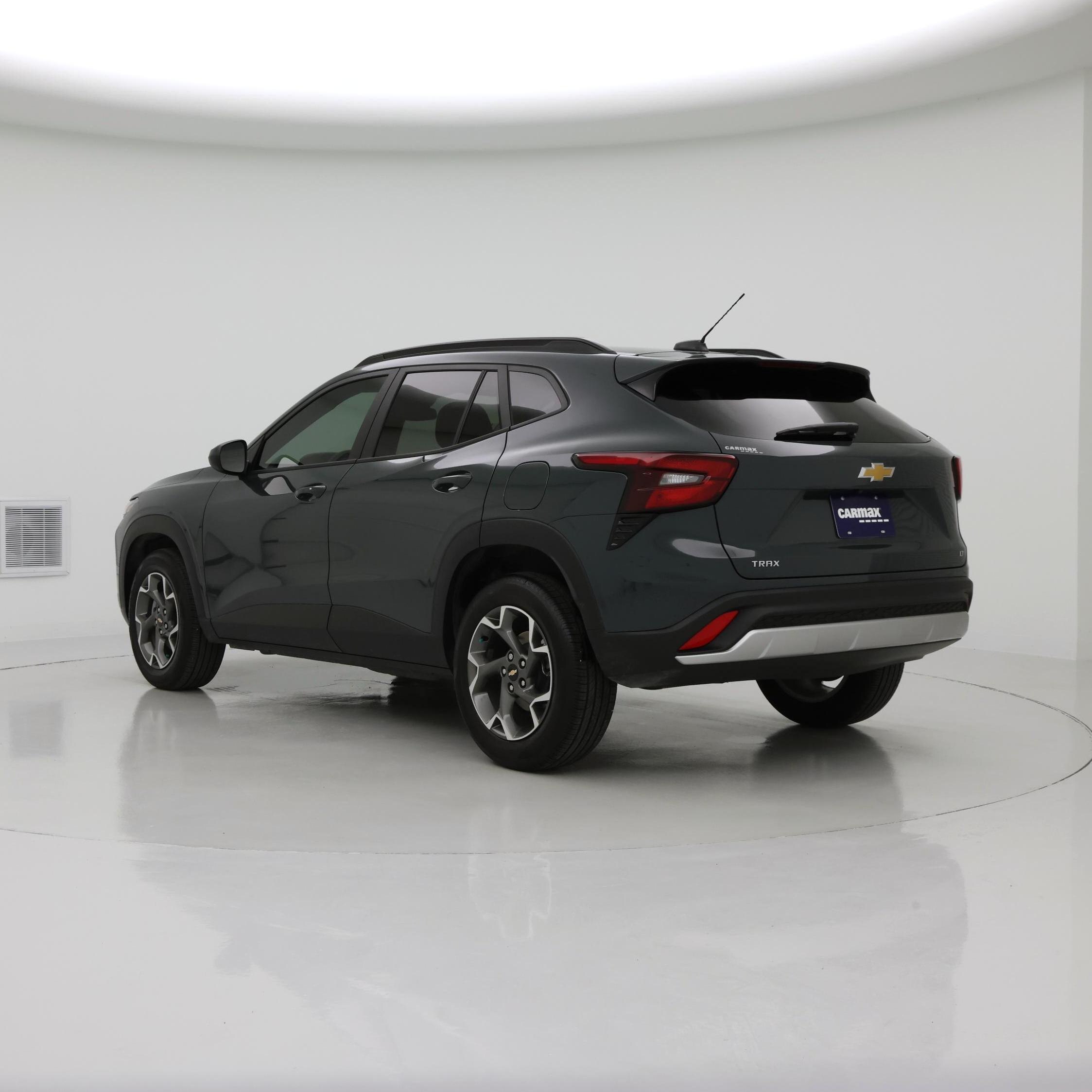 Thumbnail: 2025 Chevrolet Trax - 2