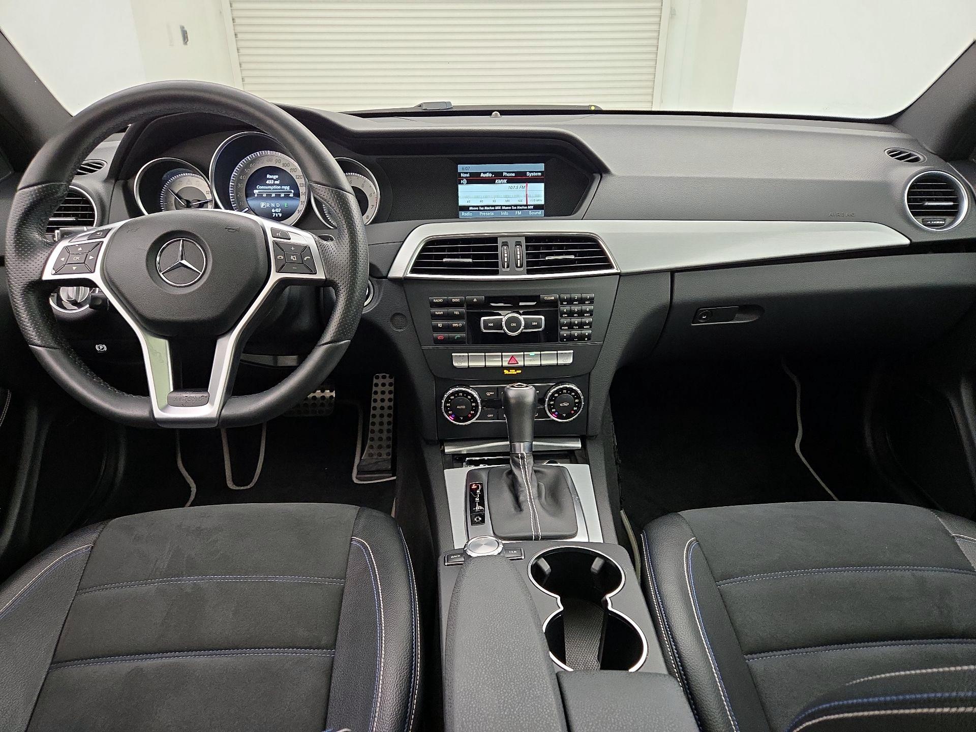 Thumbnail: 2015 Mercedes-Benz C-Class - 9