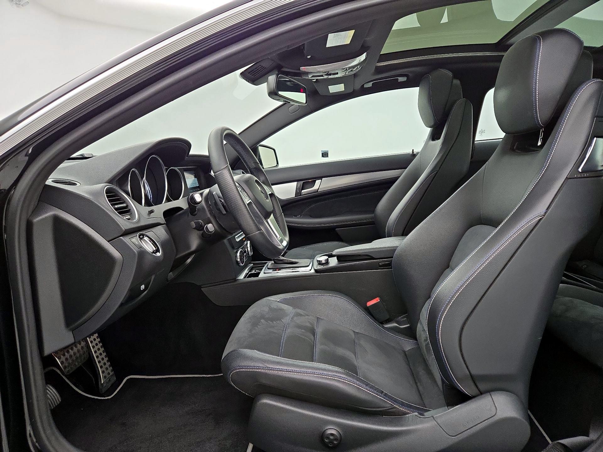 Thumbnail: 2015 Mercedes-Benz C-Class - 11