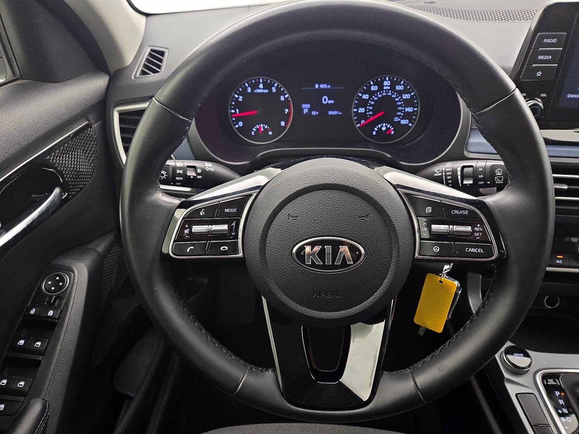 Thumbnail: 2021 Kia Seltos - 10