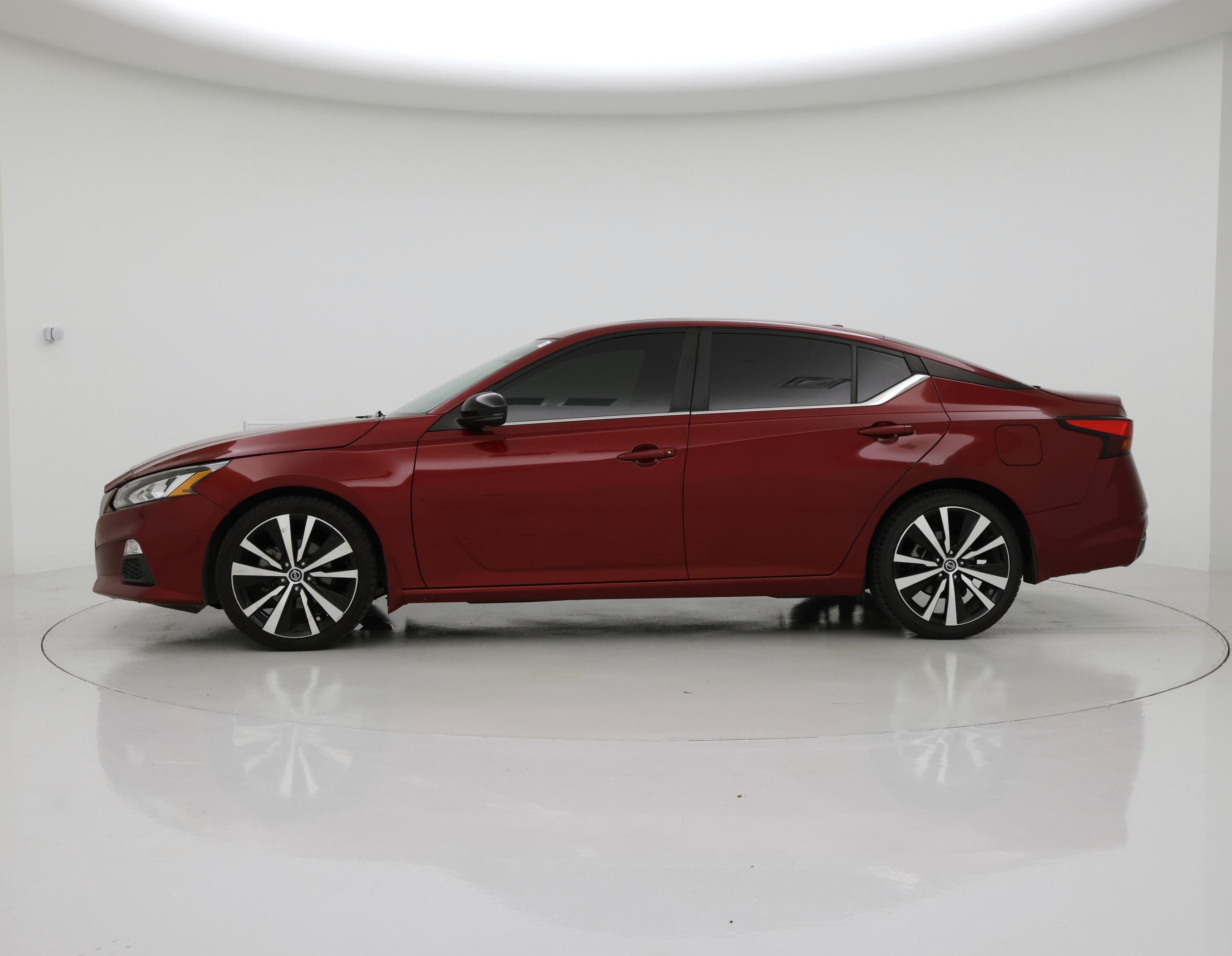 Thumbnail: 2020 Nissan Altima - 3