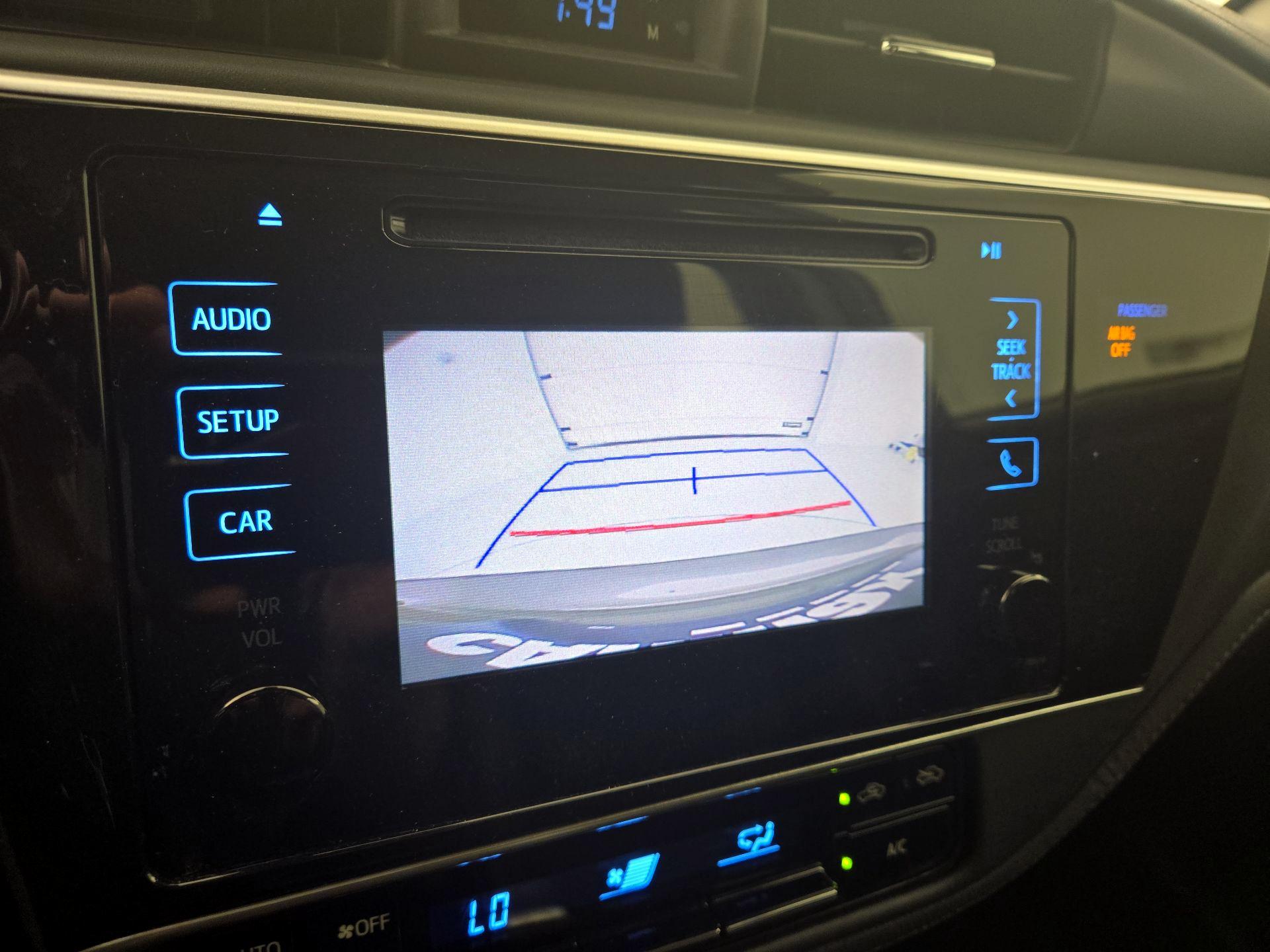 Thumbnail: 2018 Toyota Corolla - 14