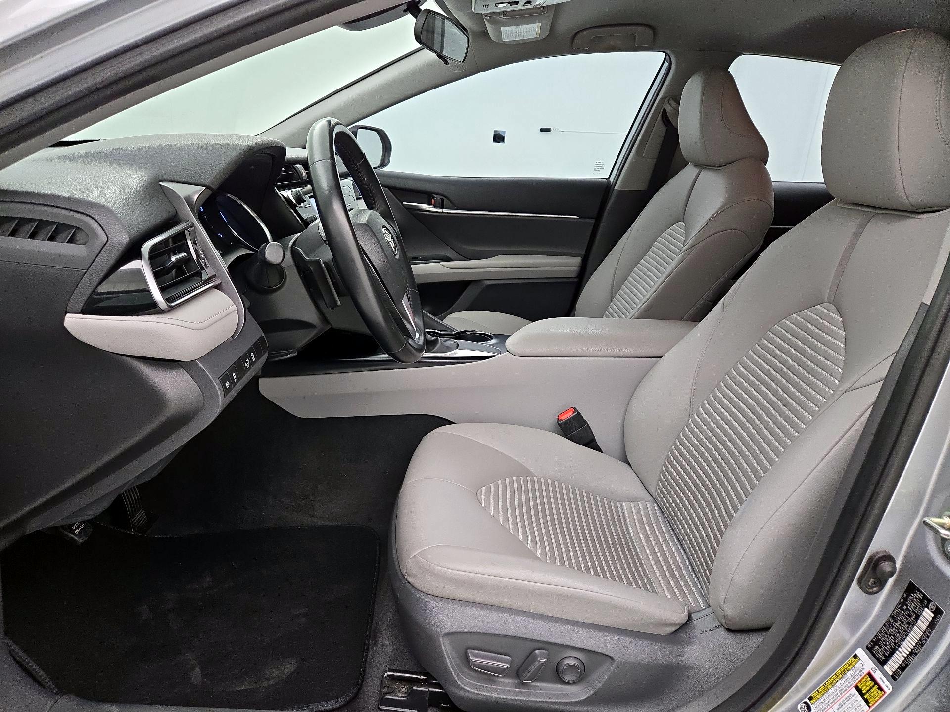Thumbnail: 2020 Toyota Camry - 11