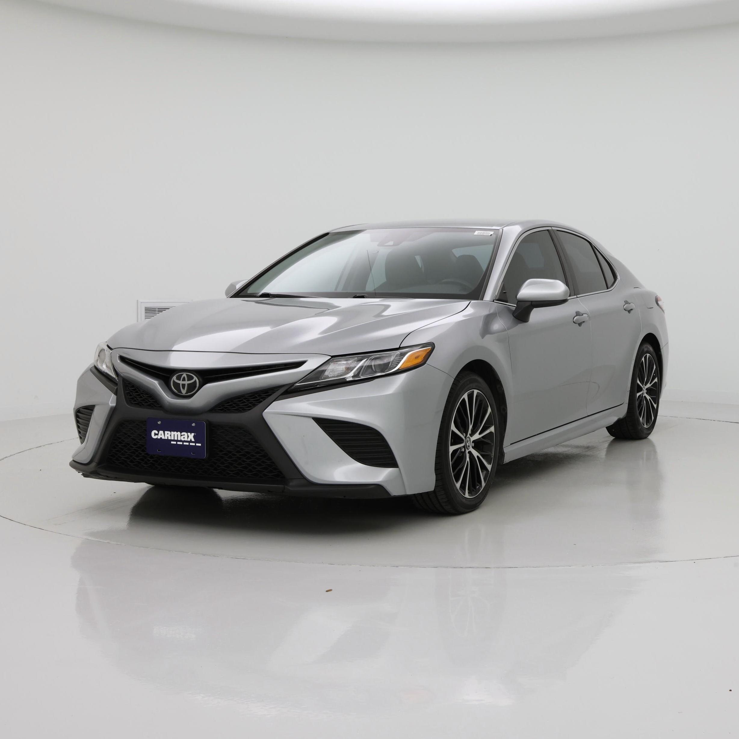 Thumbnail: 2020 Toyota Camry - 4