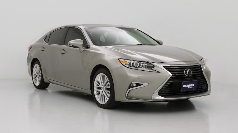 2016 Lexus ES 350 Hero Image
