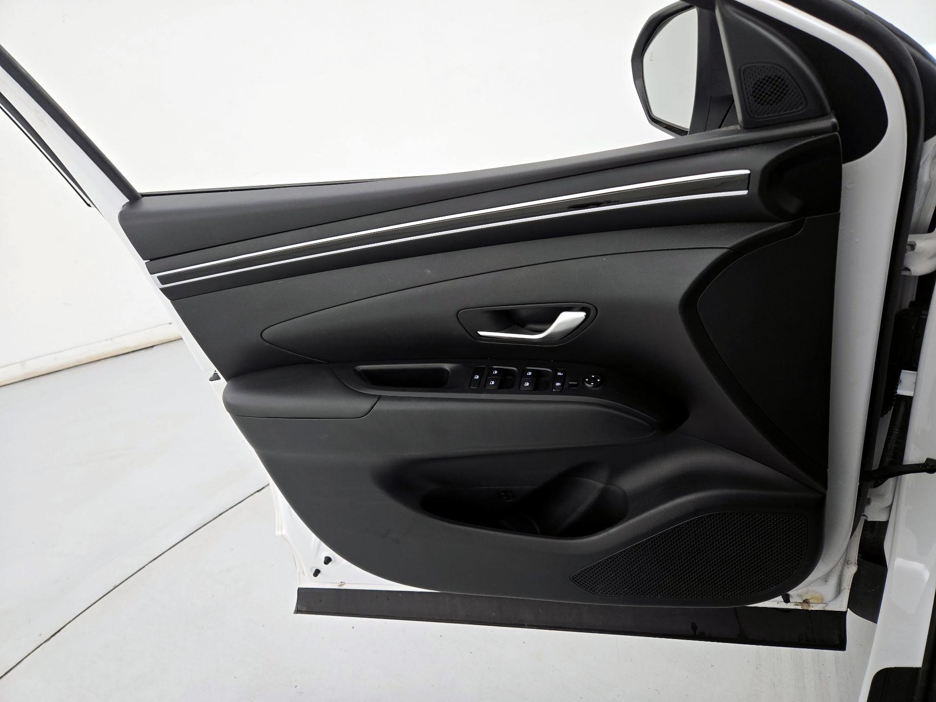 Thumbnail: 2024 Hyundai Tucson - 12