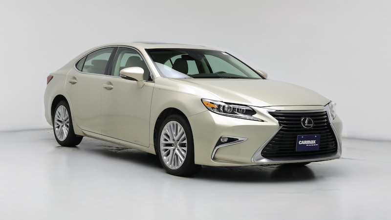 2016 Lexus ES 350 Hero Image