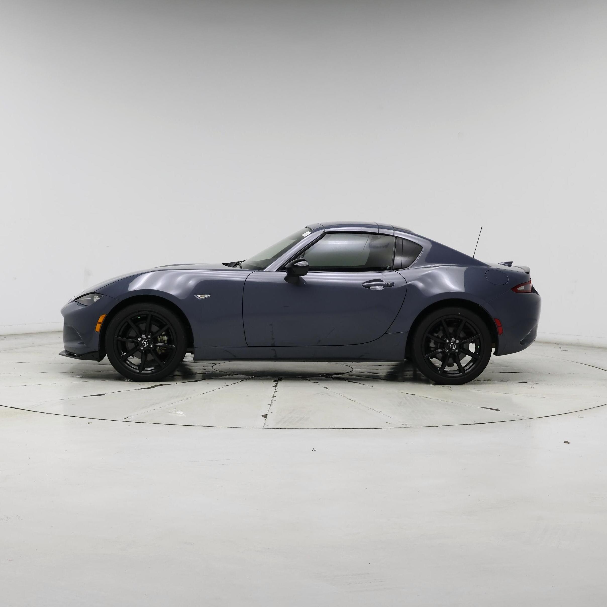 Thumbnail: 2021 Mazda MX-5 Miata - 3