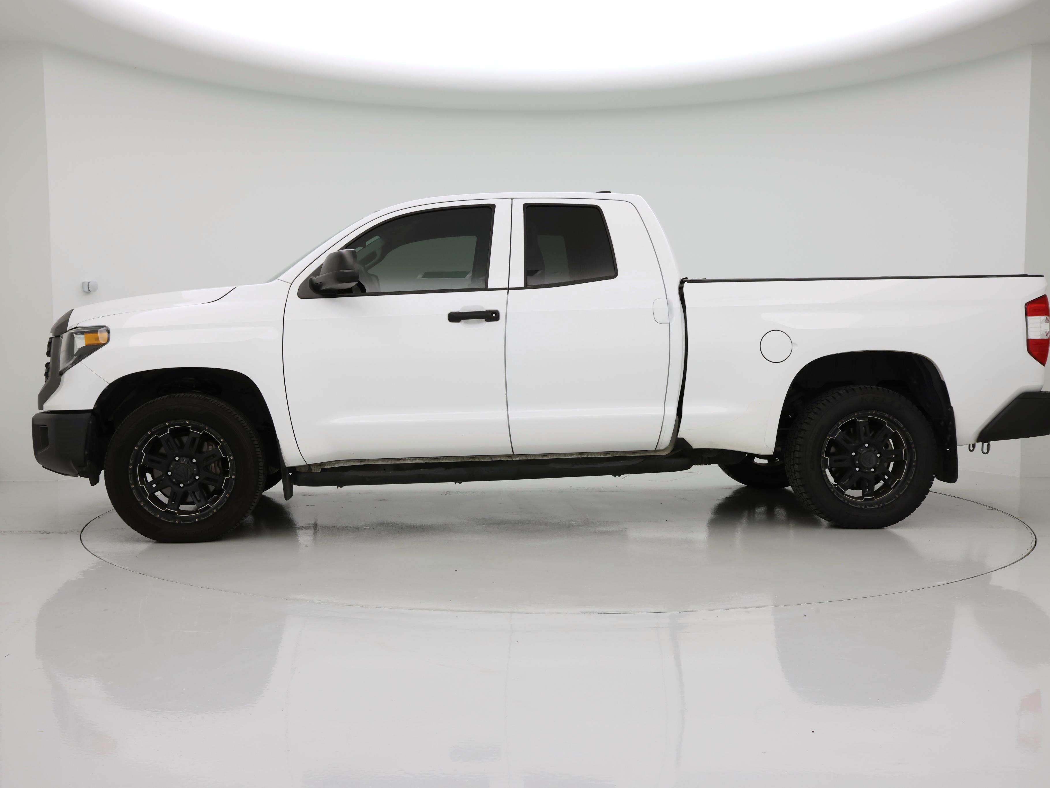 Thumbnail: 2020 Toyota Tundra - 3