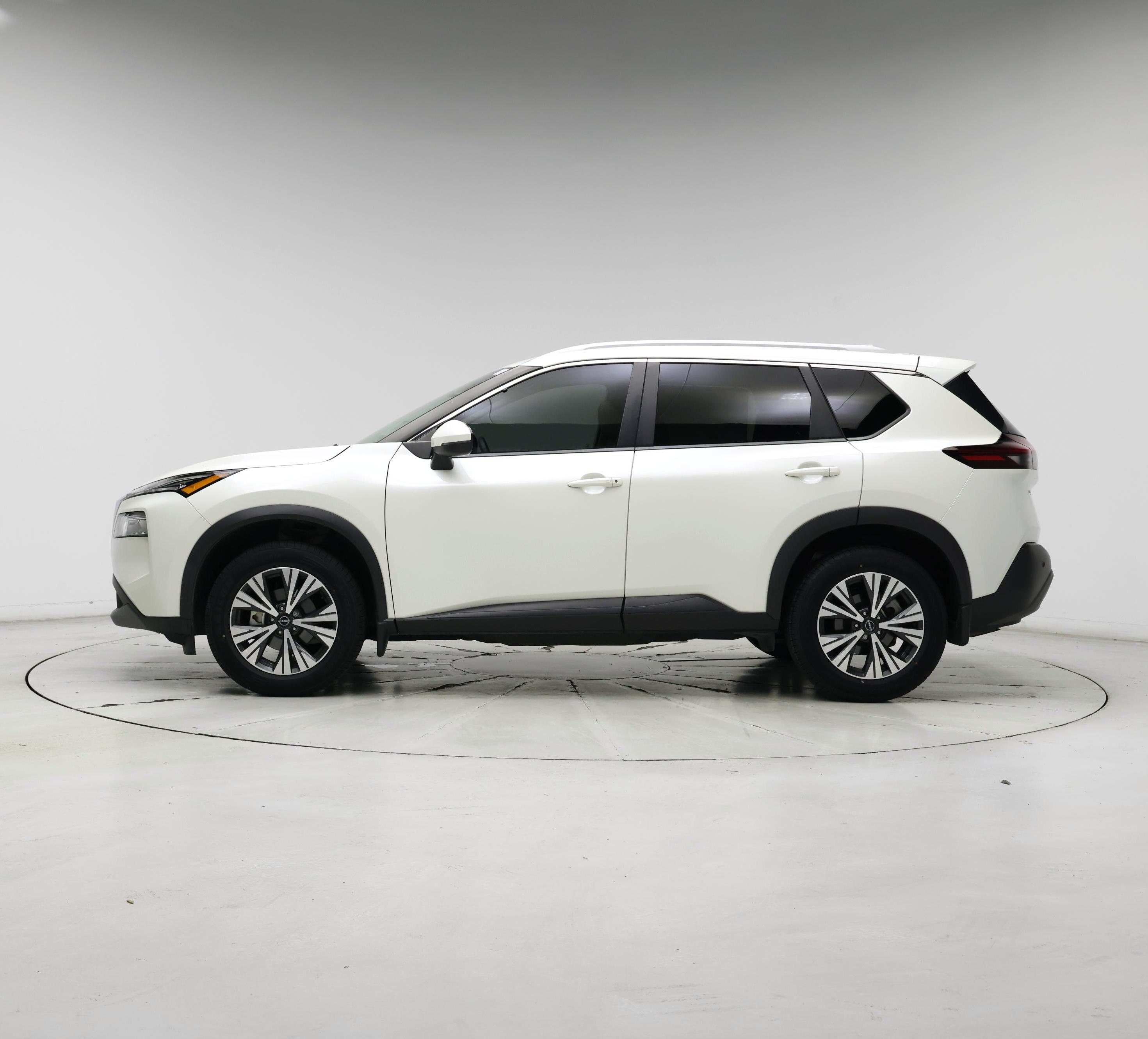 Thumbnail: 2022 Nissan Rogue - 3