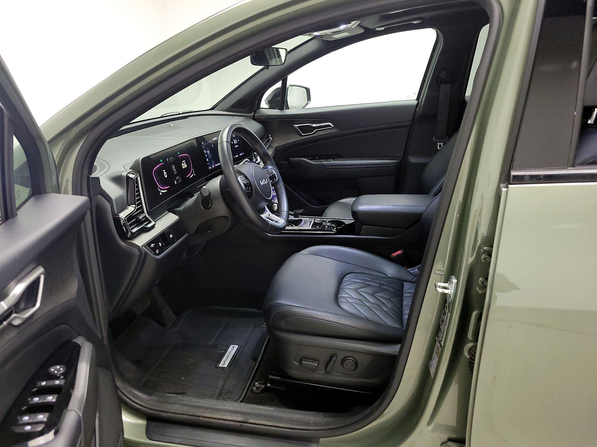 Thumbnail: 2023 Kia Sportage - 11