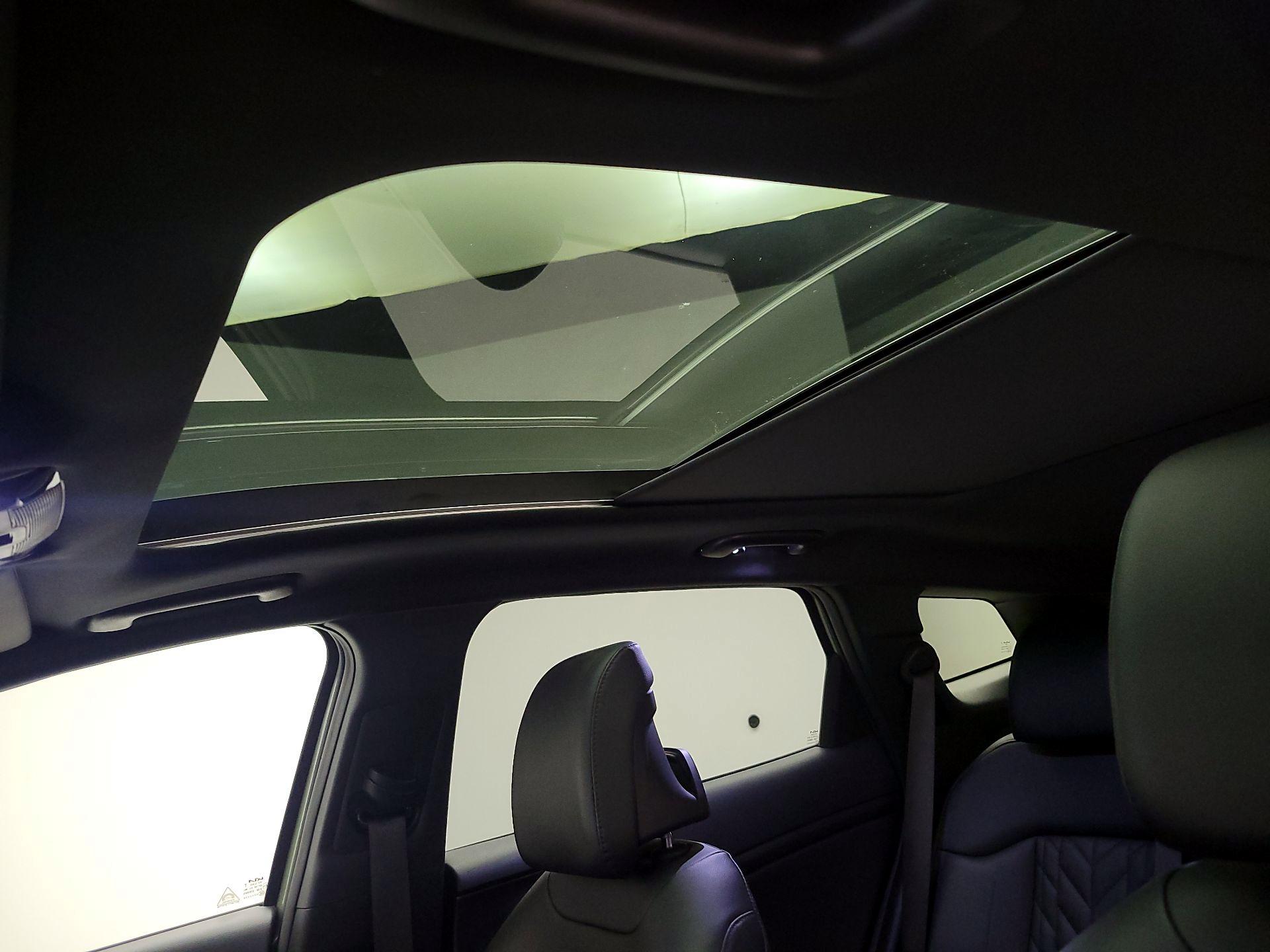 Thumbnail: 2023 Kia Sportage - 20