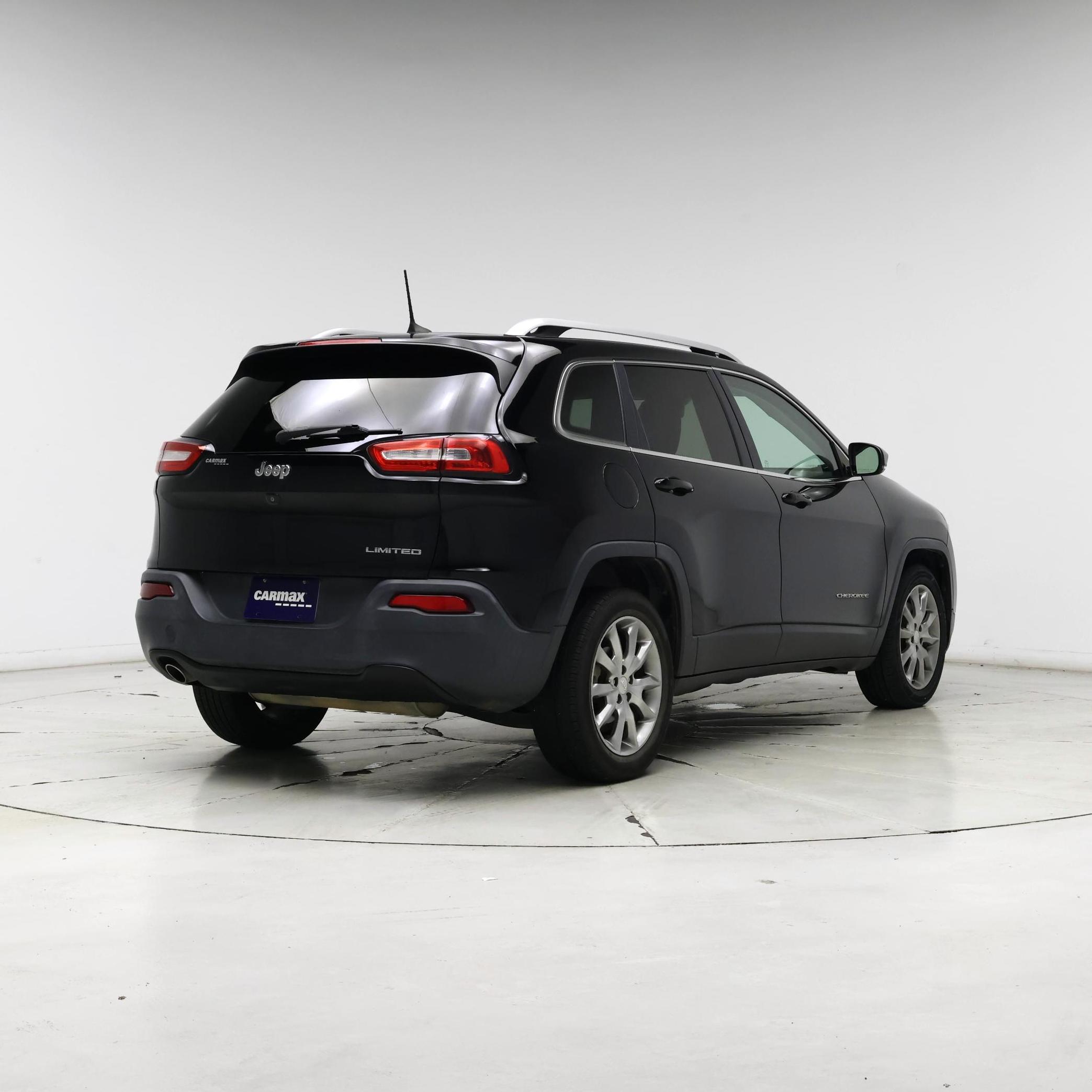 Thumbnail: 2017 Jeep Cherokee - 8