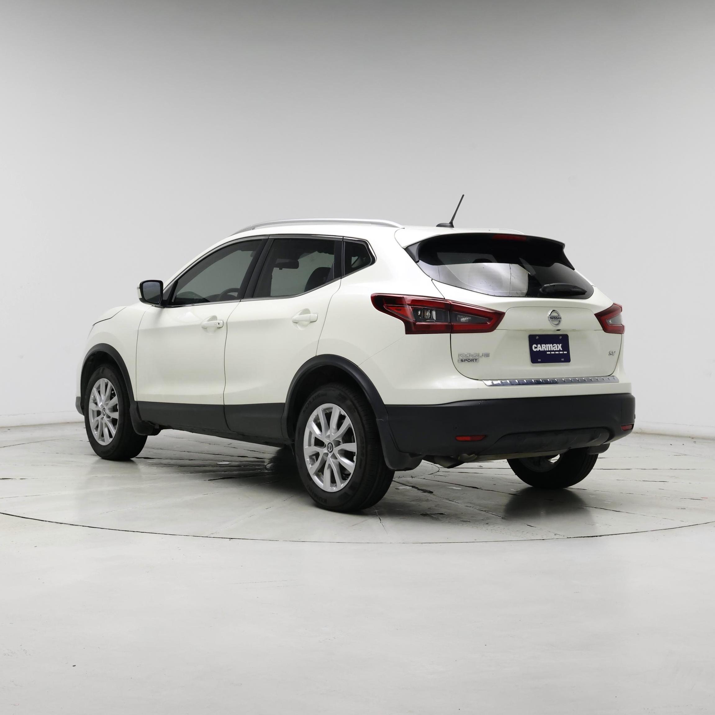 Thumbnail: 2020 Nissan Rogue Sport - 2