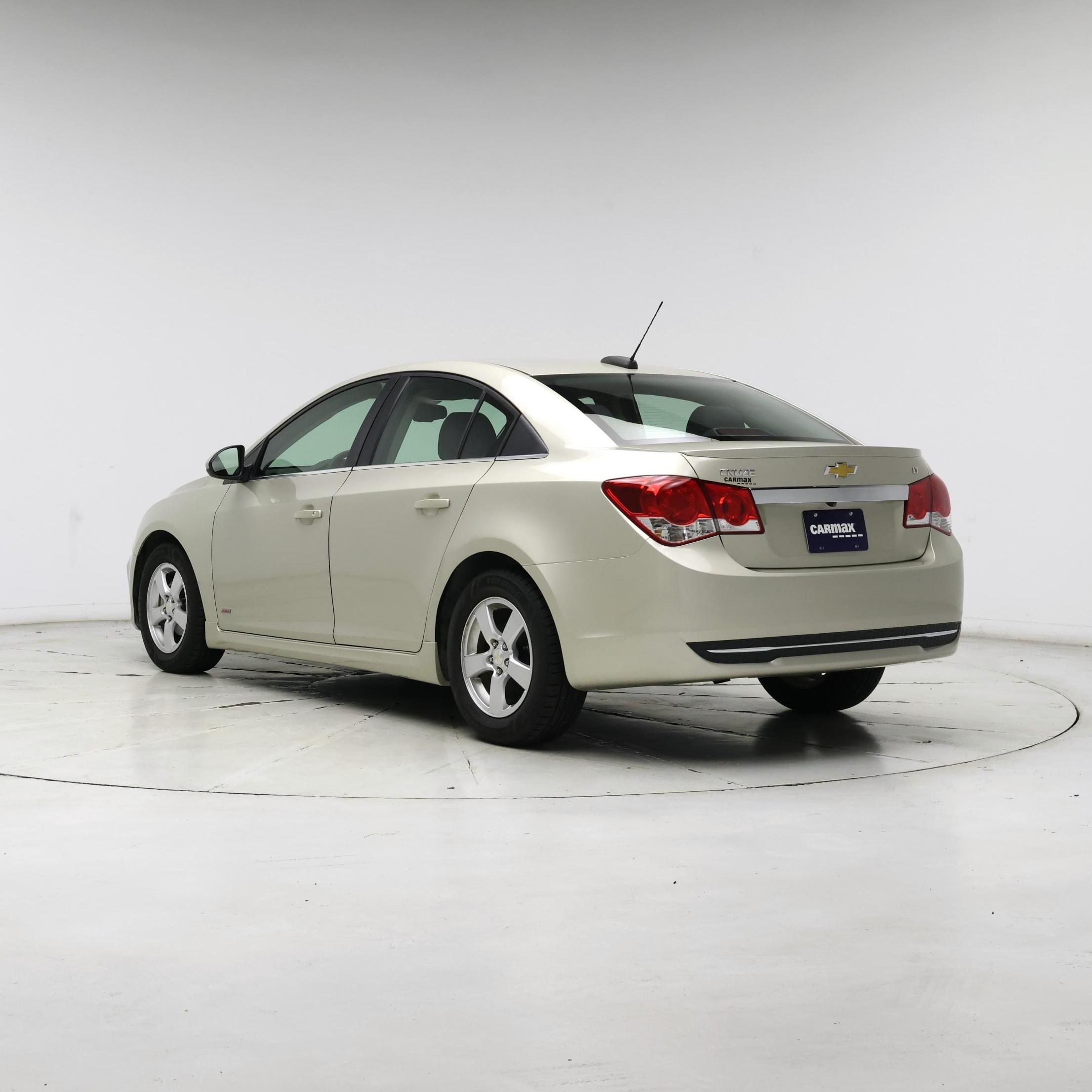 Thumbnail: 2015 Chevrolet Cruze - 2